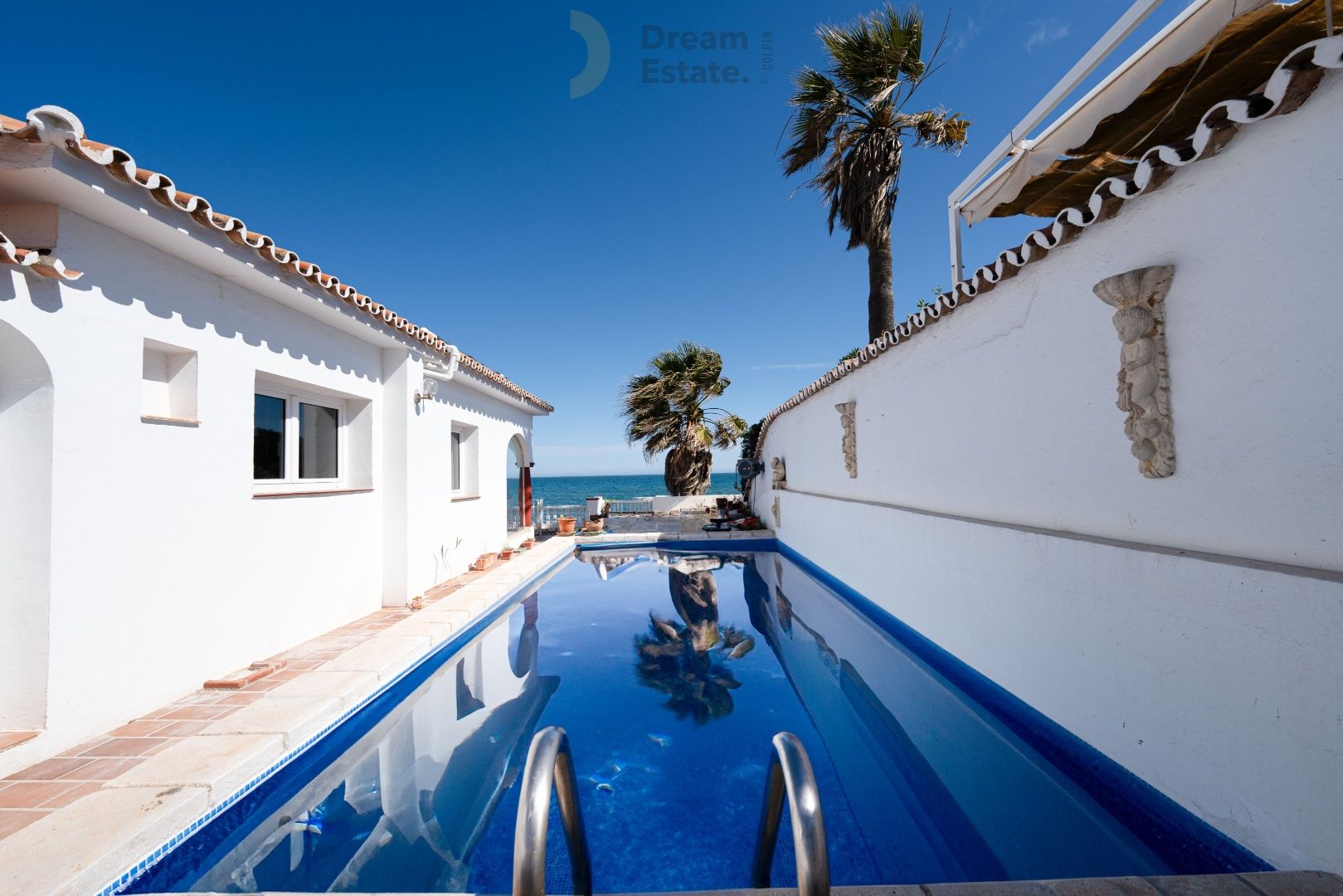 Charmante 'on the beach' villa te Mijas Costa, Chaparral. foto 9