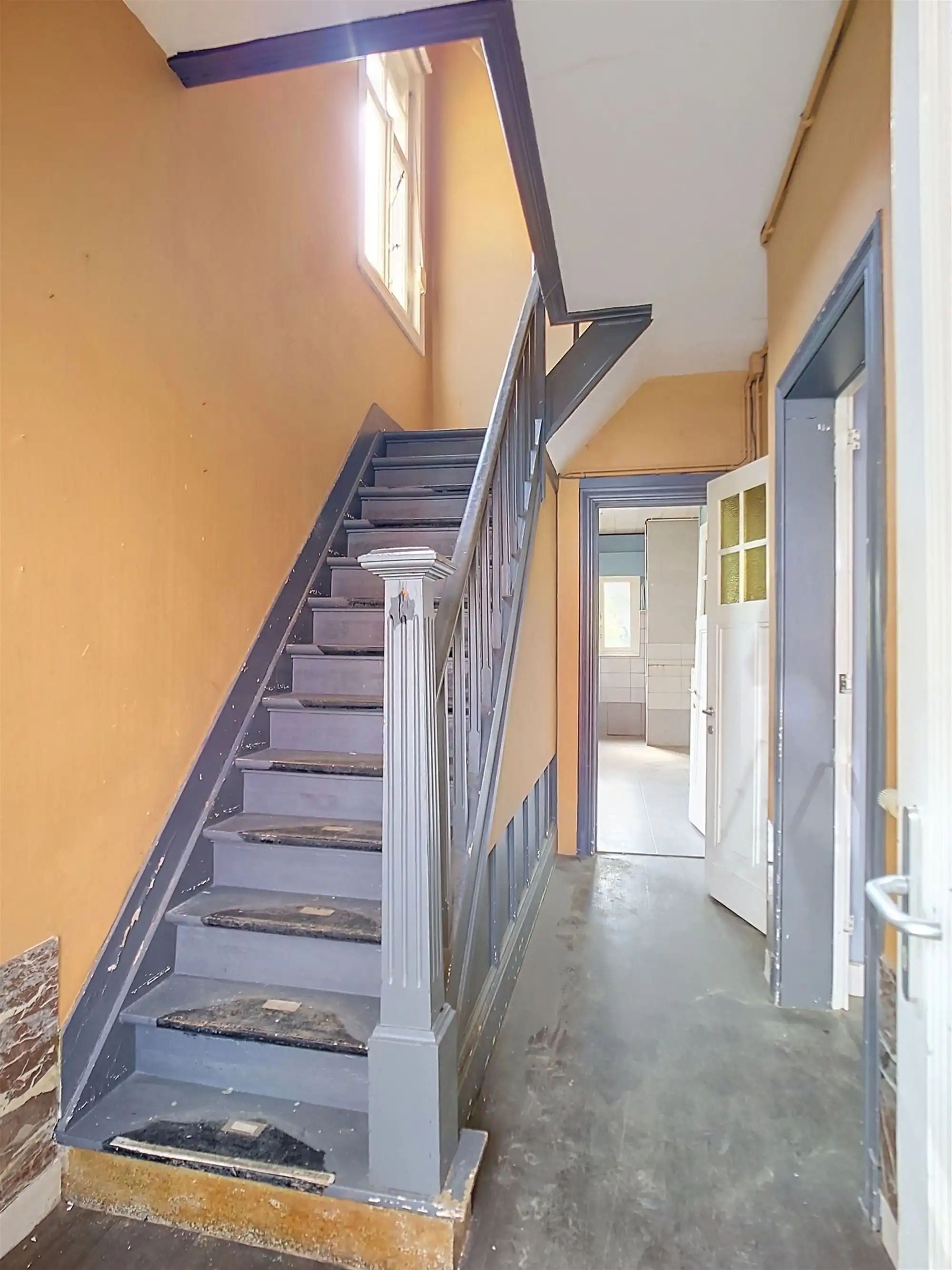 Karaktervolle renovatiewoning met ruime tuin in het centrum van Heist-op-den-Berg foto 5