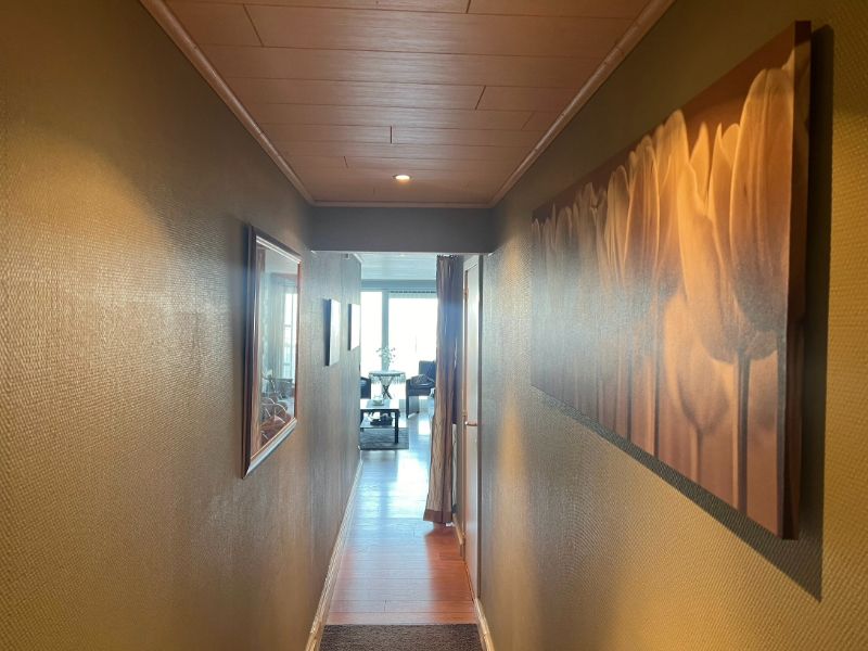 Uitzonderlijk ruim (114m²) bemeubeld appartement met handelsfunctie op de Zeedijk te Middelkerke! foto 17