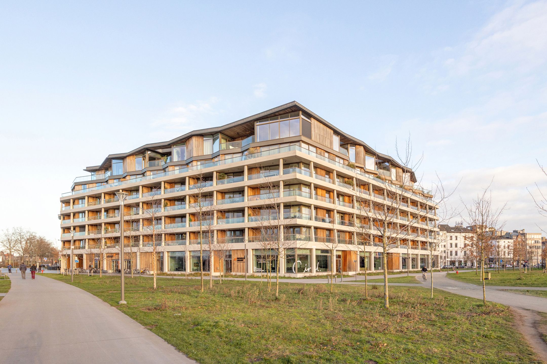 Luxueus appartement met panoramisch uitzicht op toplocatie foto 13