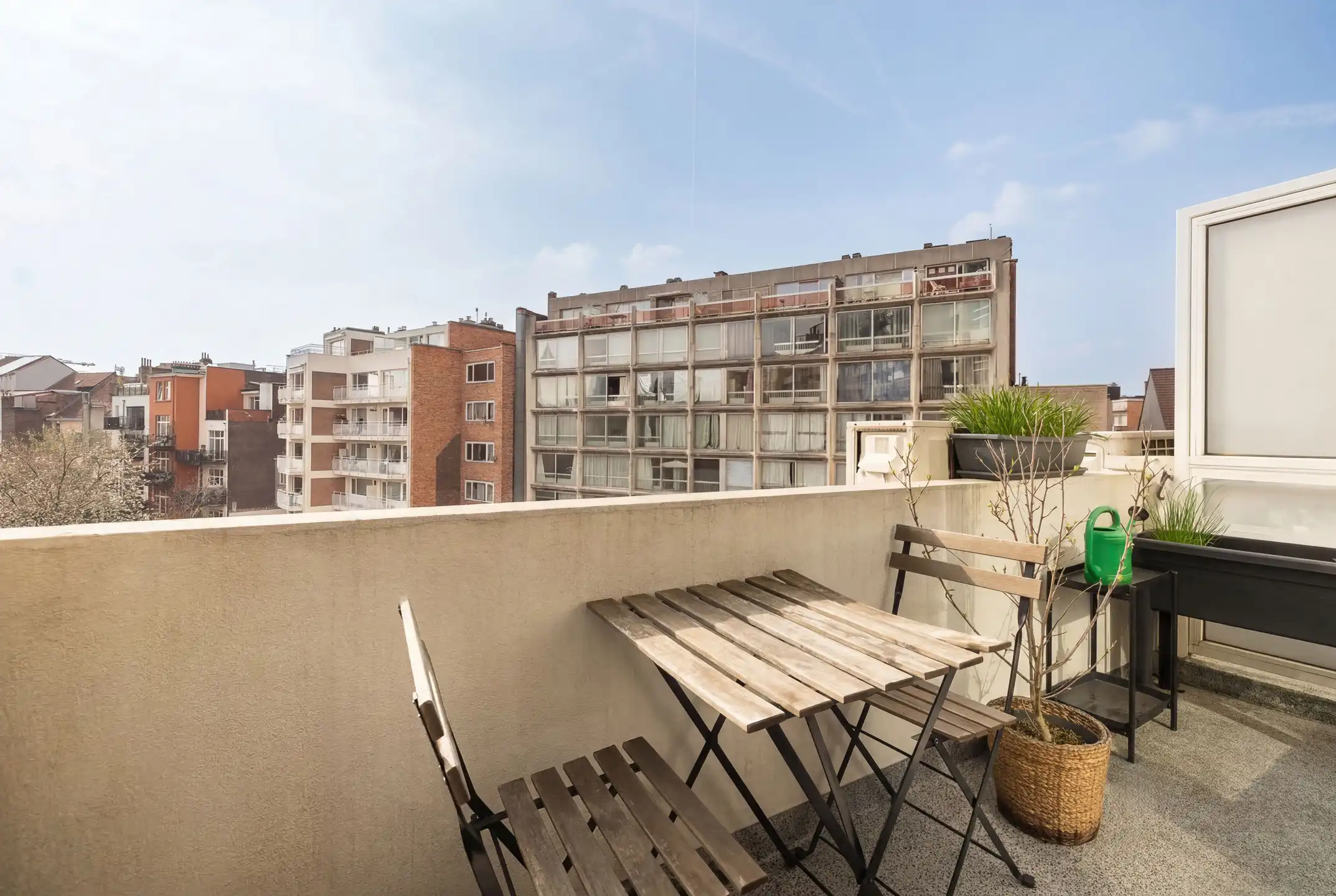 Dichtbij Louizalaan rustig aan de achterzijde van het gebouw foto 4