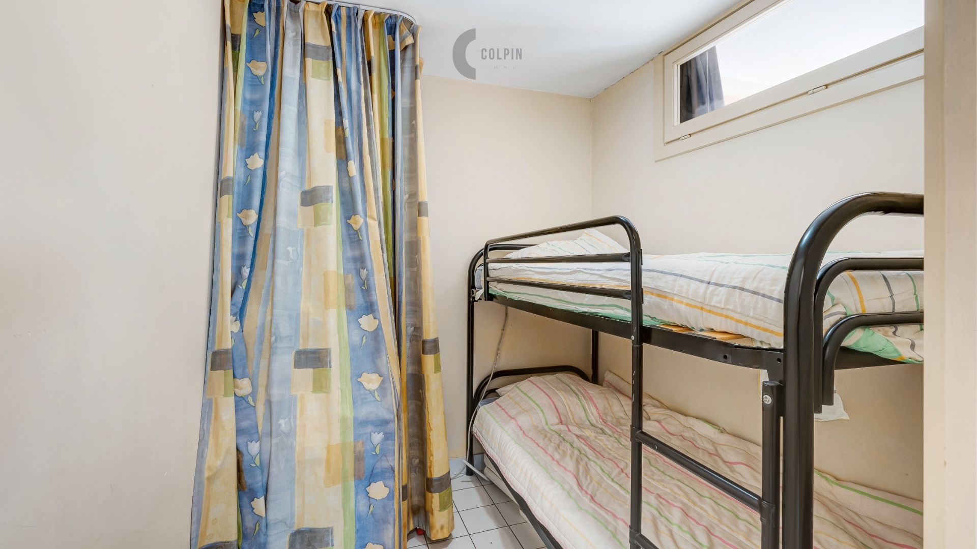 Lichtrijk hoekappartement vlakbij de Zeedijk in Heist foto 12