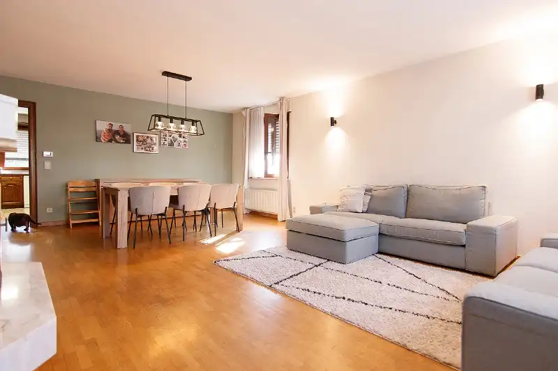 Riante instapklare gezinswoning met 5 slaapkamers op een vlot bereikbare locatie in het centrum van Kortessem (Hasselt) foto 3