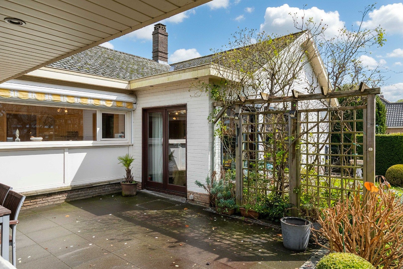 Centraal gelegen bungalow in groene omgeving St-Andries foto 23