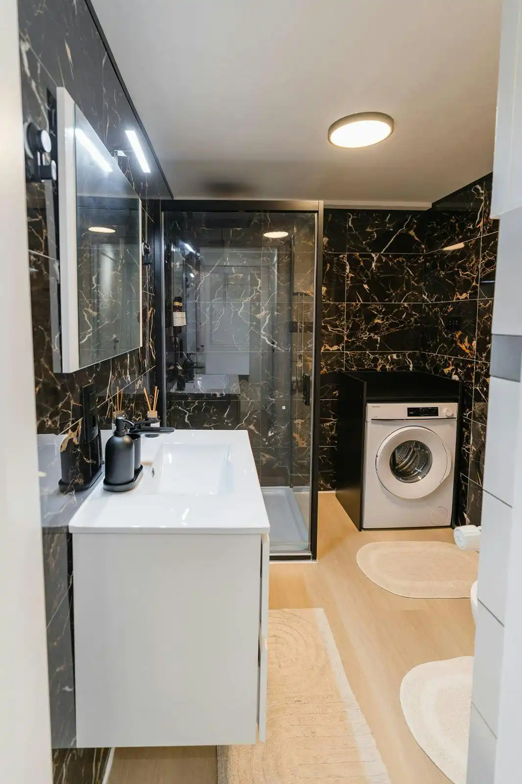 Ruim en instapklaar appartement met EPC B foto 16