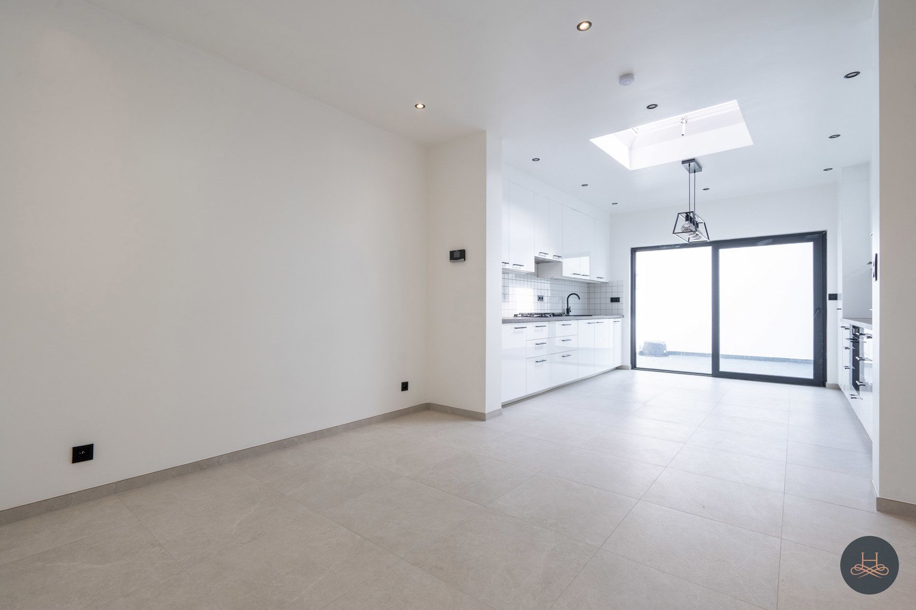 Prachtig gerenoveerde en rustig gelegen tweegevel woning foto 7