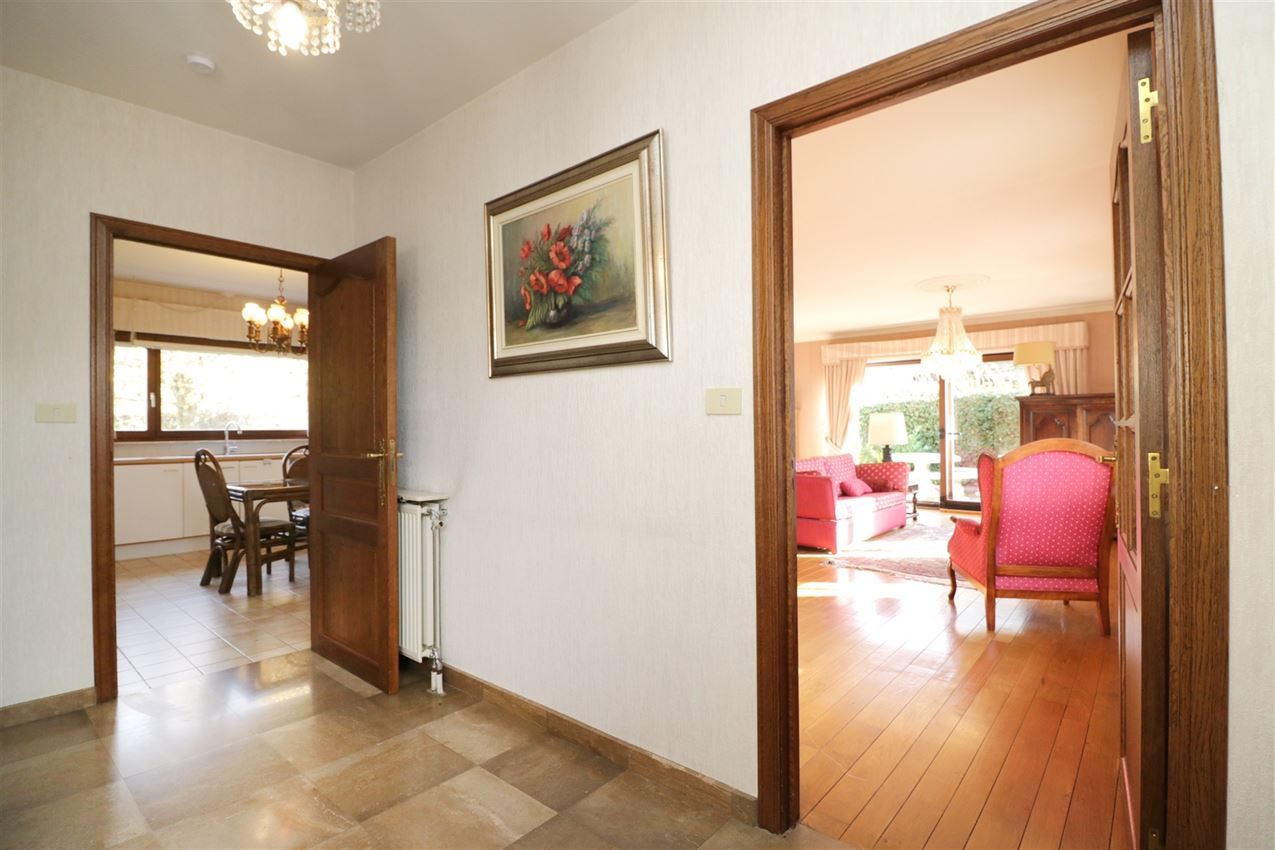 met prachtige tuin, nabij centrum foto 43