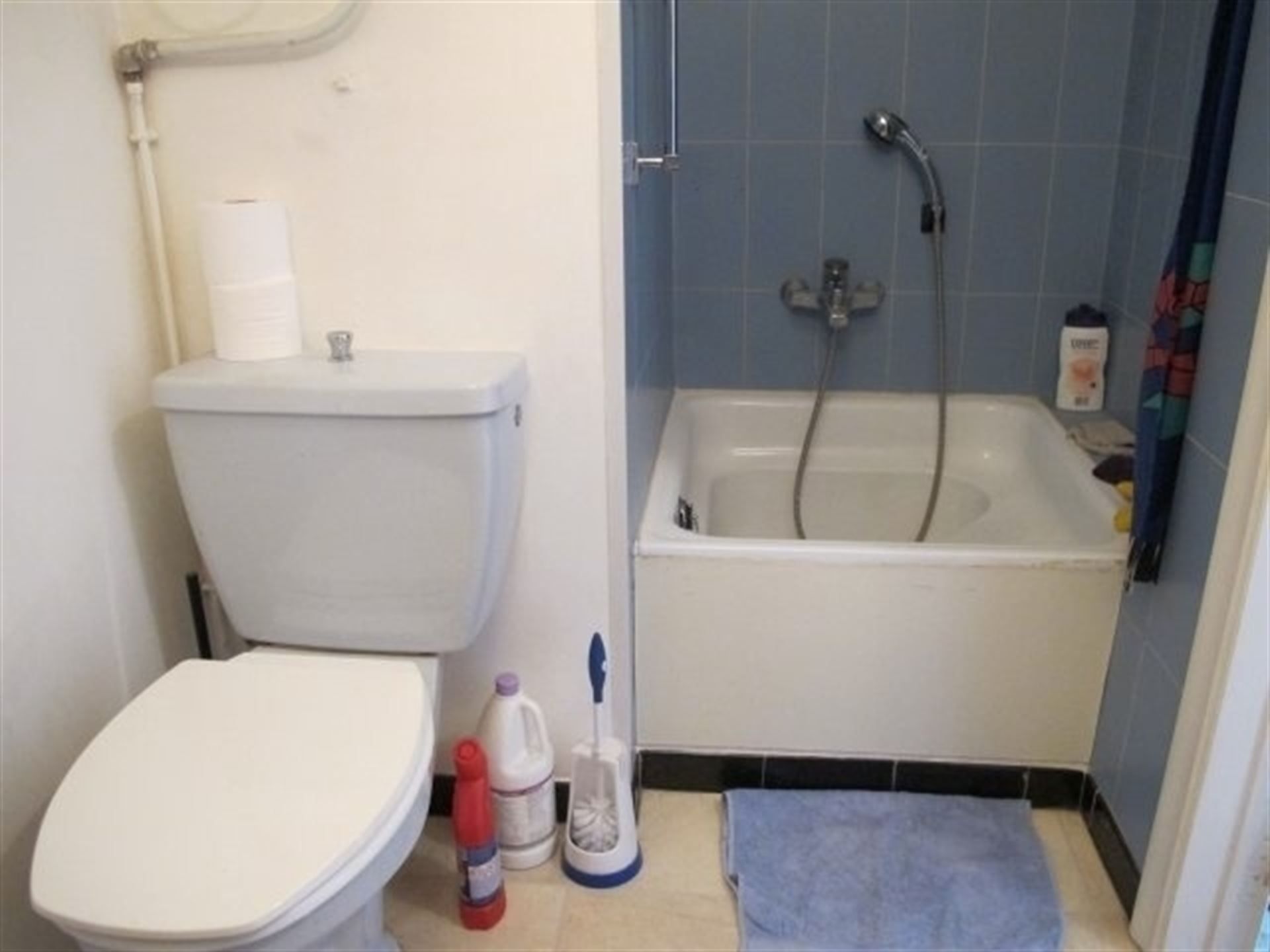 Lichtrijke en verzorgde studio foto 9