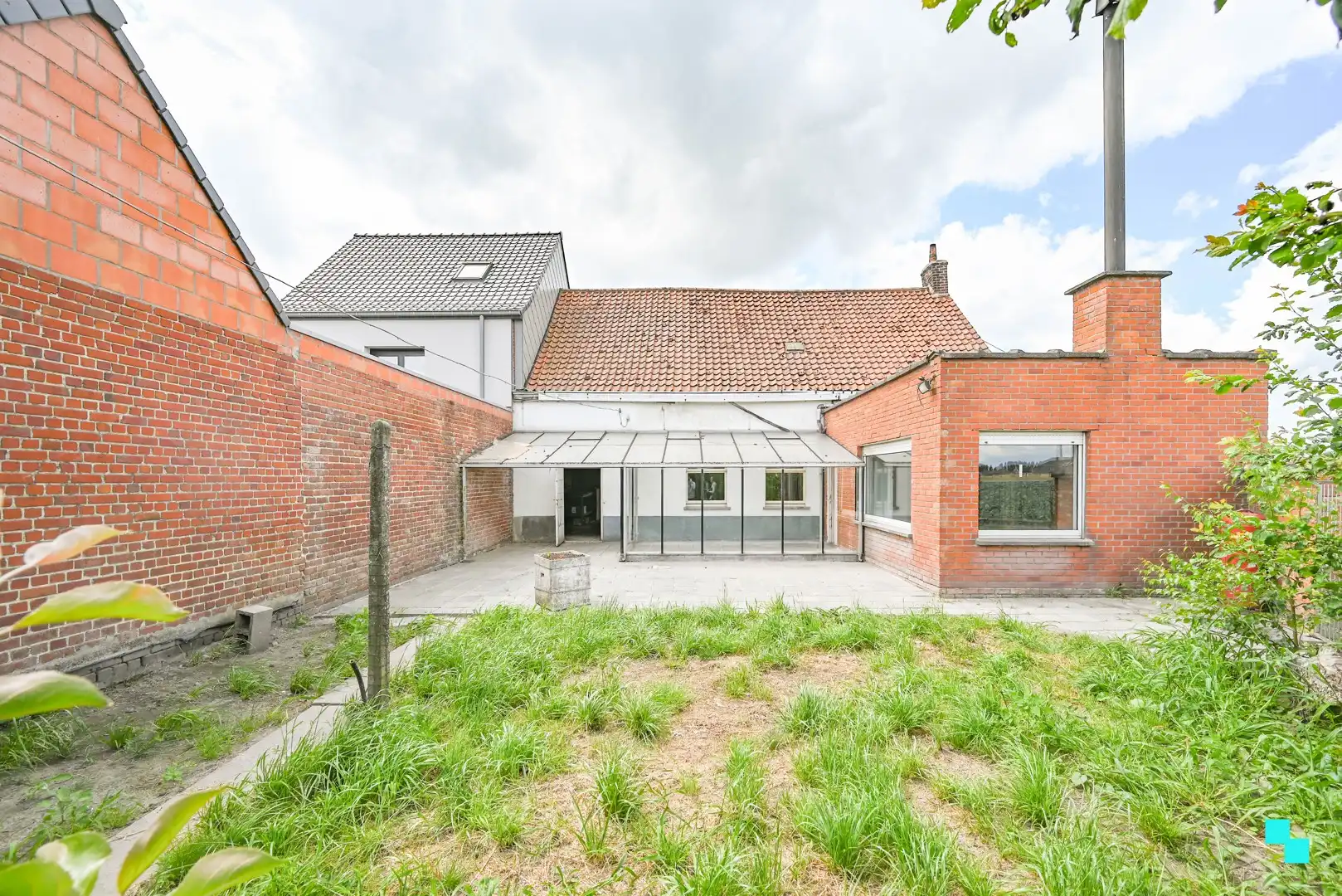 Landelijk gelegen, te renoveren woning op 1.767m² perceel foto 27