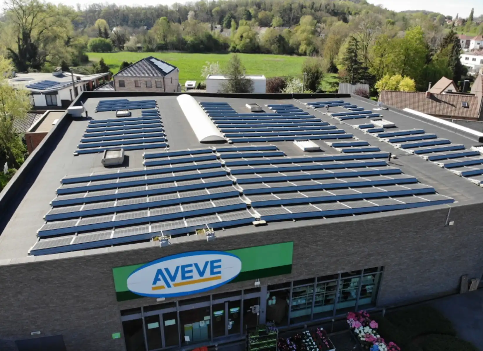 Commerciële ruimte te koop foto {{pictureIndex}}