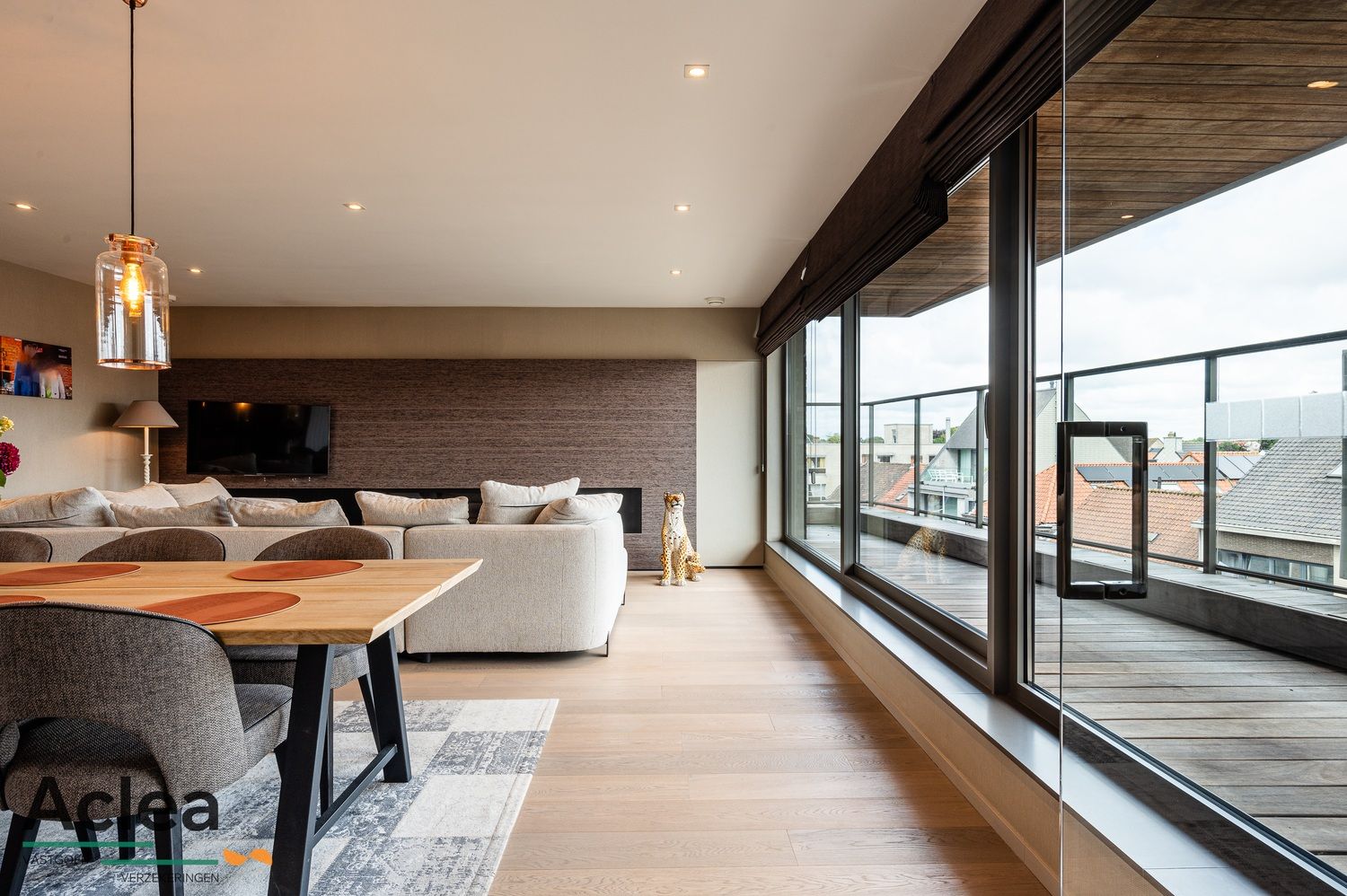 Luxueus ruim appartement van 117m² in centrum Eeklo foto 3