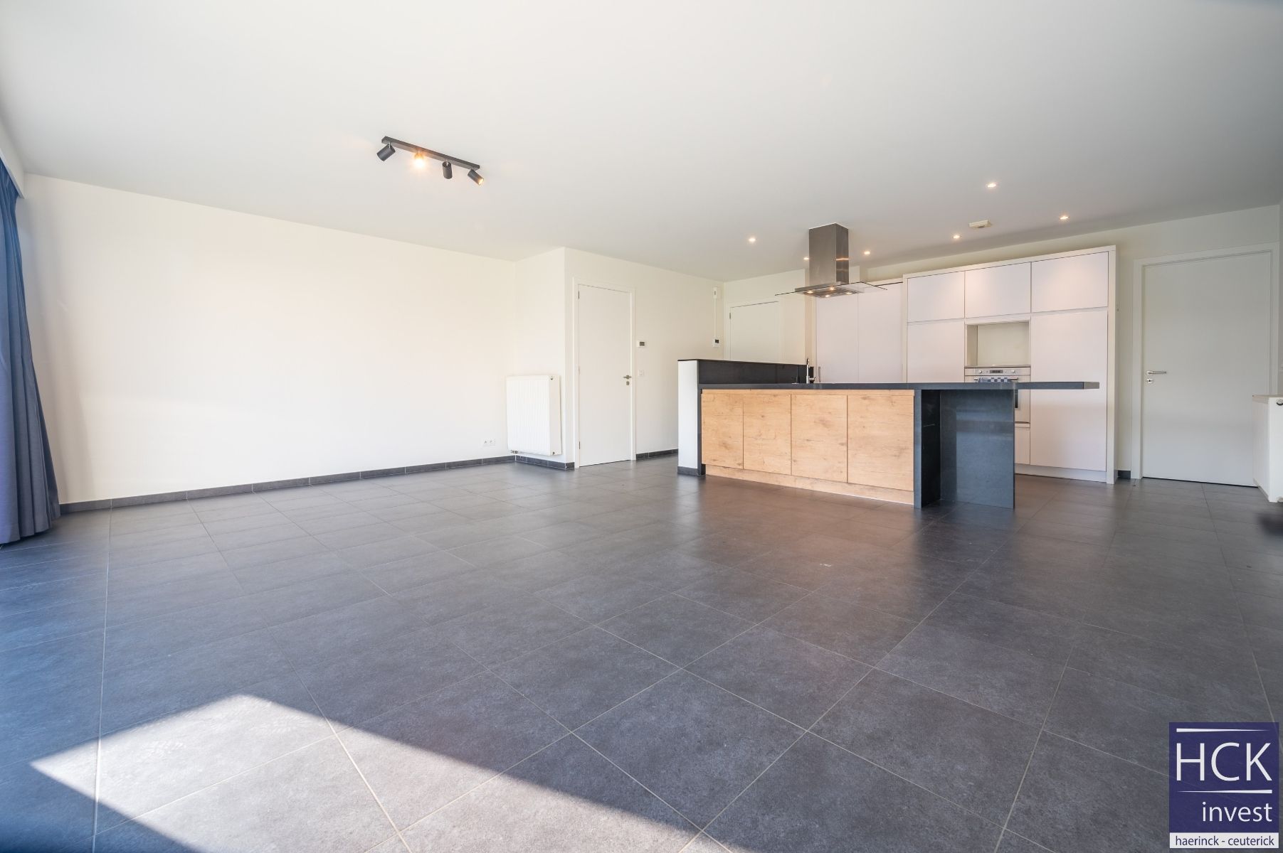 WAREGEM - Ruime & energiezuinige HOB met high-end afwerking!! foto 4