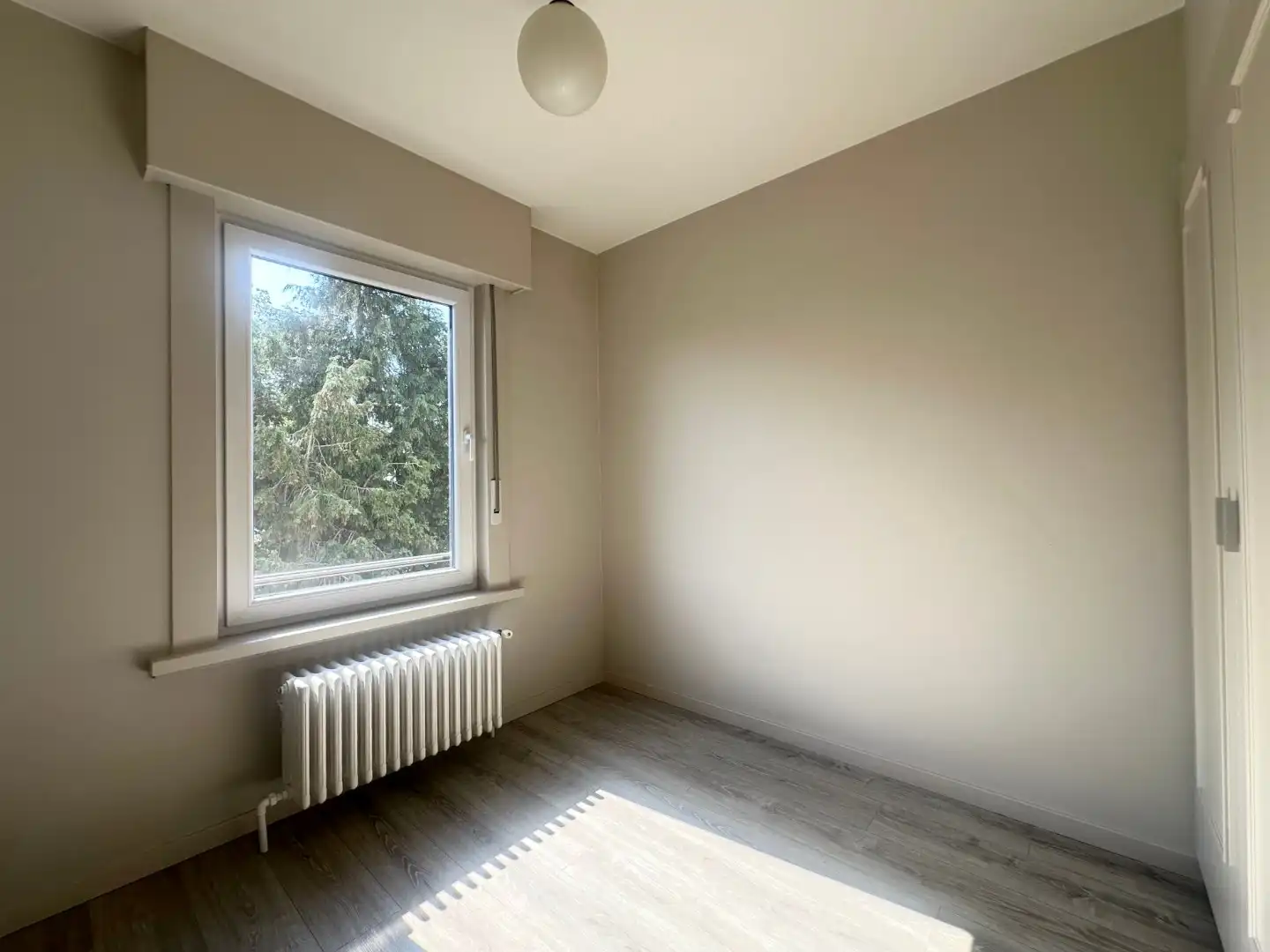 Lichtrijk appartement met drie slaapkamers foto 13