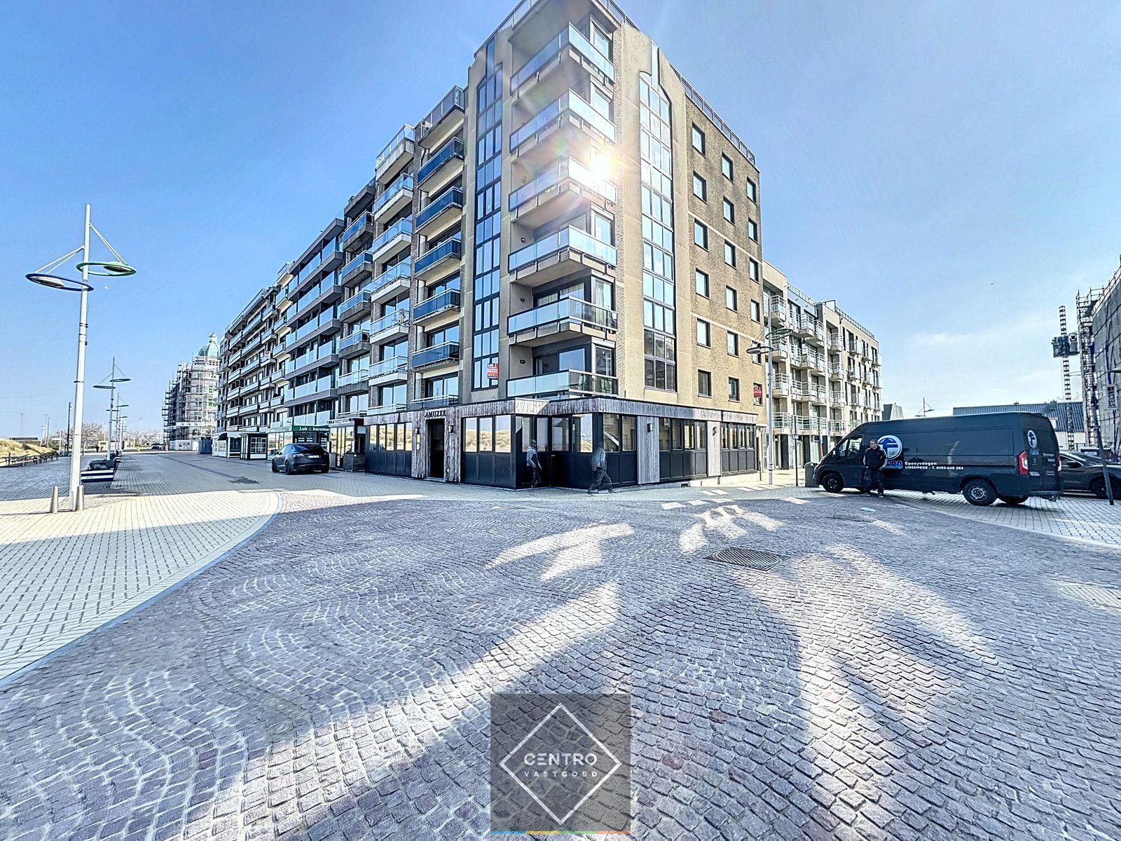 Uniek & exclusief aanbod: Volledig geïnstalleerd HANDELSPAND (restaurant/brasserie), inclusief de VOLLEDIGE inboedel TE KOOP op de zeedijk te Zeebrugge! foto 25