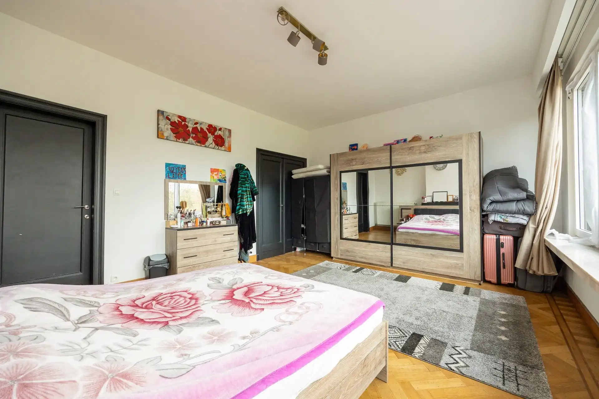 Ruime, instapklare gezinswoning met authentieke elementen in Berchem foto 19