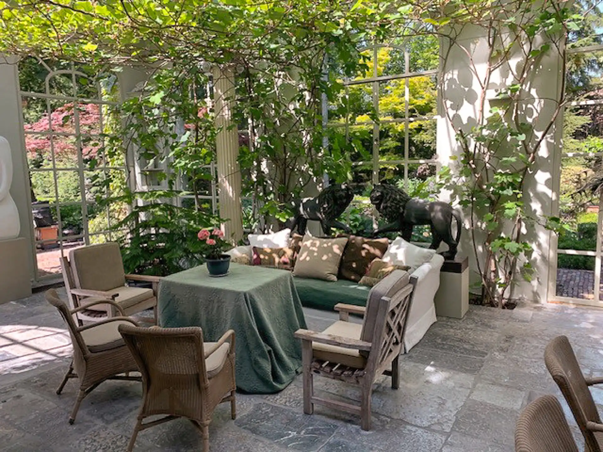 GEEL - Stijlvolle villa met parktuin foto 5