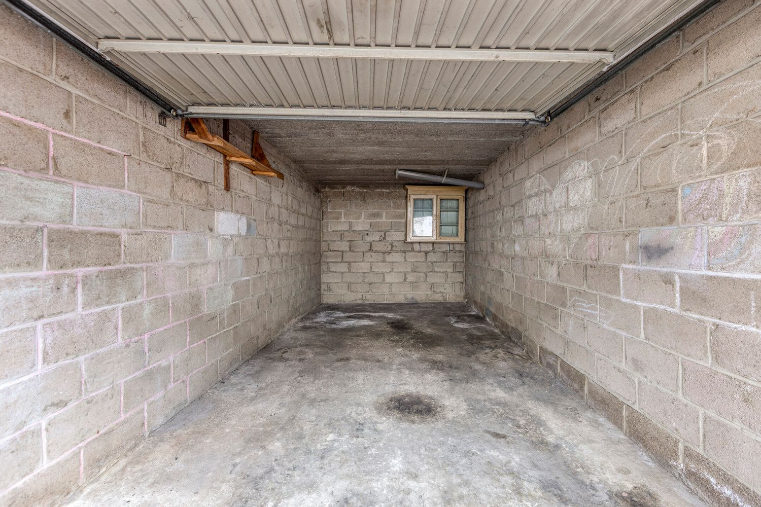 APPARTEMENT MET 3 SLAAPKAMERS, GARAGE EN GROENE RUST NABIJ HET CENTRUM VAN DIEST! foto 20