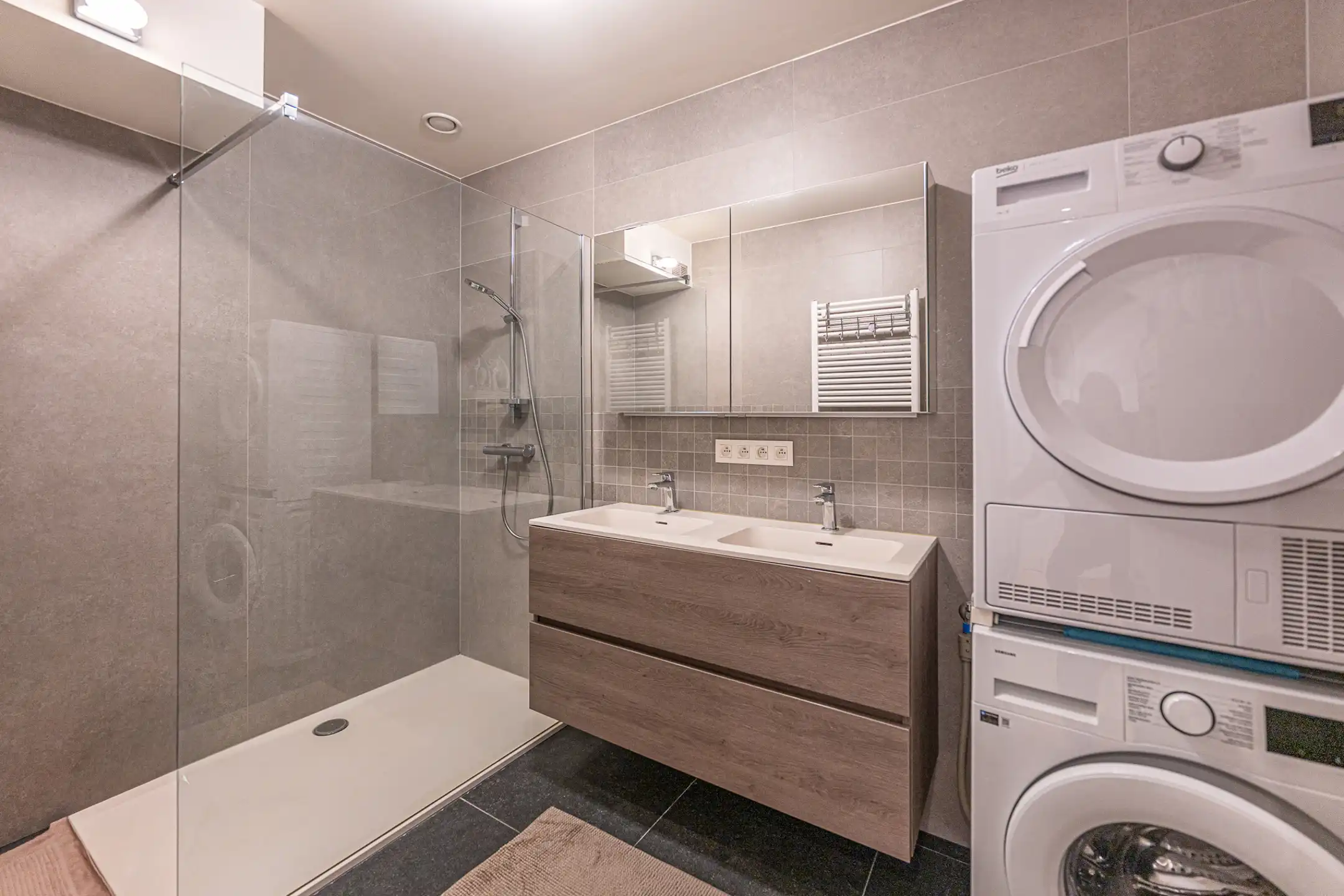  Mooi en comfortabel gelijkvloers appartement  foto 9