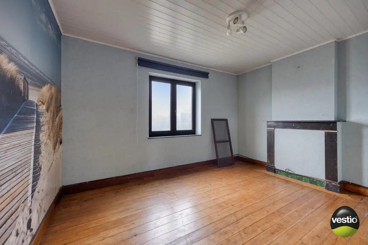 VIERKANTSHOEVE MET 4 BIJHORENDE VARKENSSTALLEN TE SINT-HUIBRECHTS-HERN op 65A79CA. foto 18