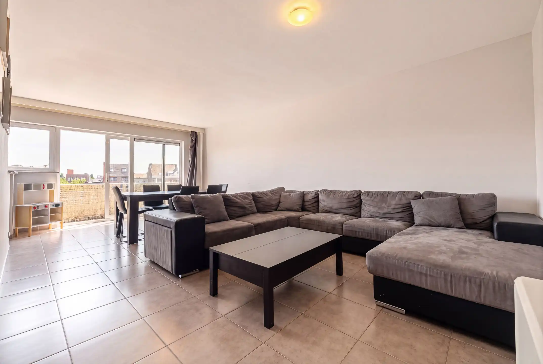 Appartement met 2 slaapkamers + Parking foto 2