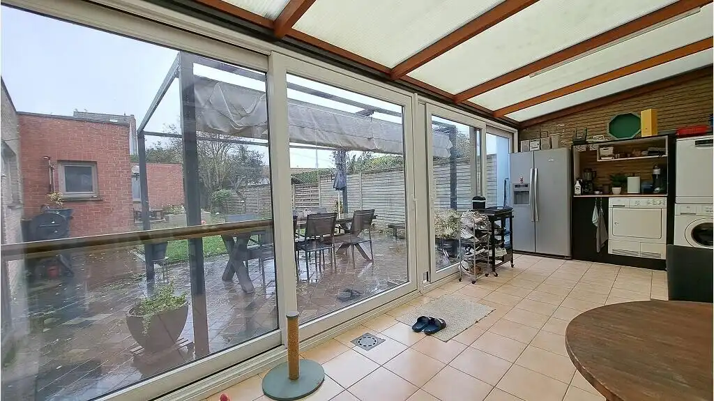 Ruime woning met garage te koop in Assebroek Brugge foto 8