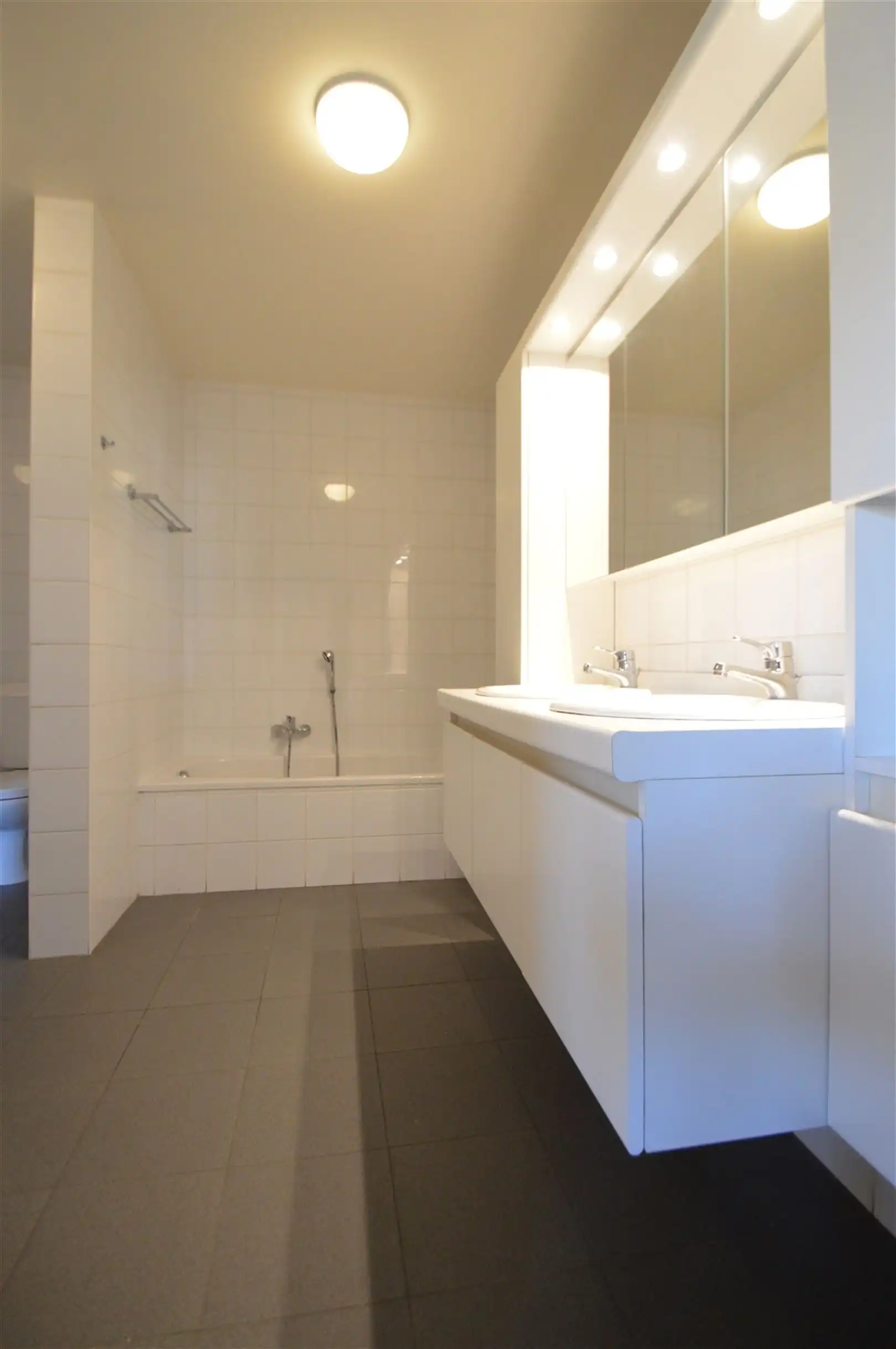 Zeer ruim appartement met prachtig zicht op een unieke ligging te Dendermonde foto 11