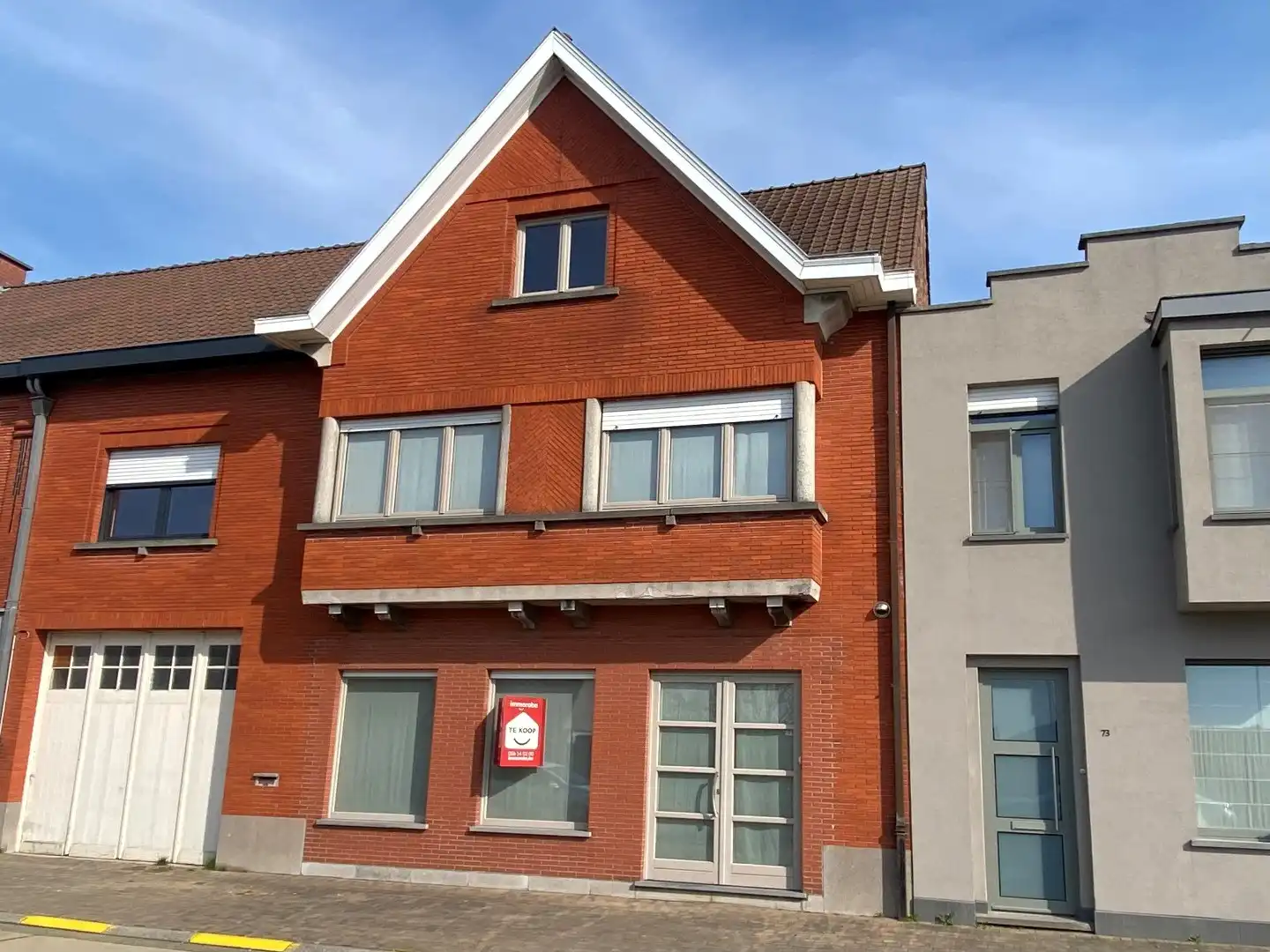 Charmante, instapklare woning met 3 slaapkamers op 476 m² in Zulte foto {{pictureIndex}}