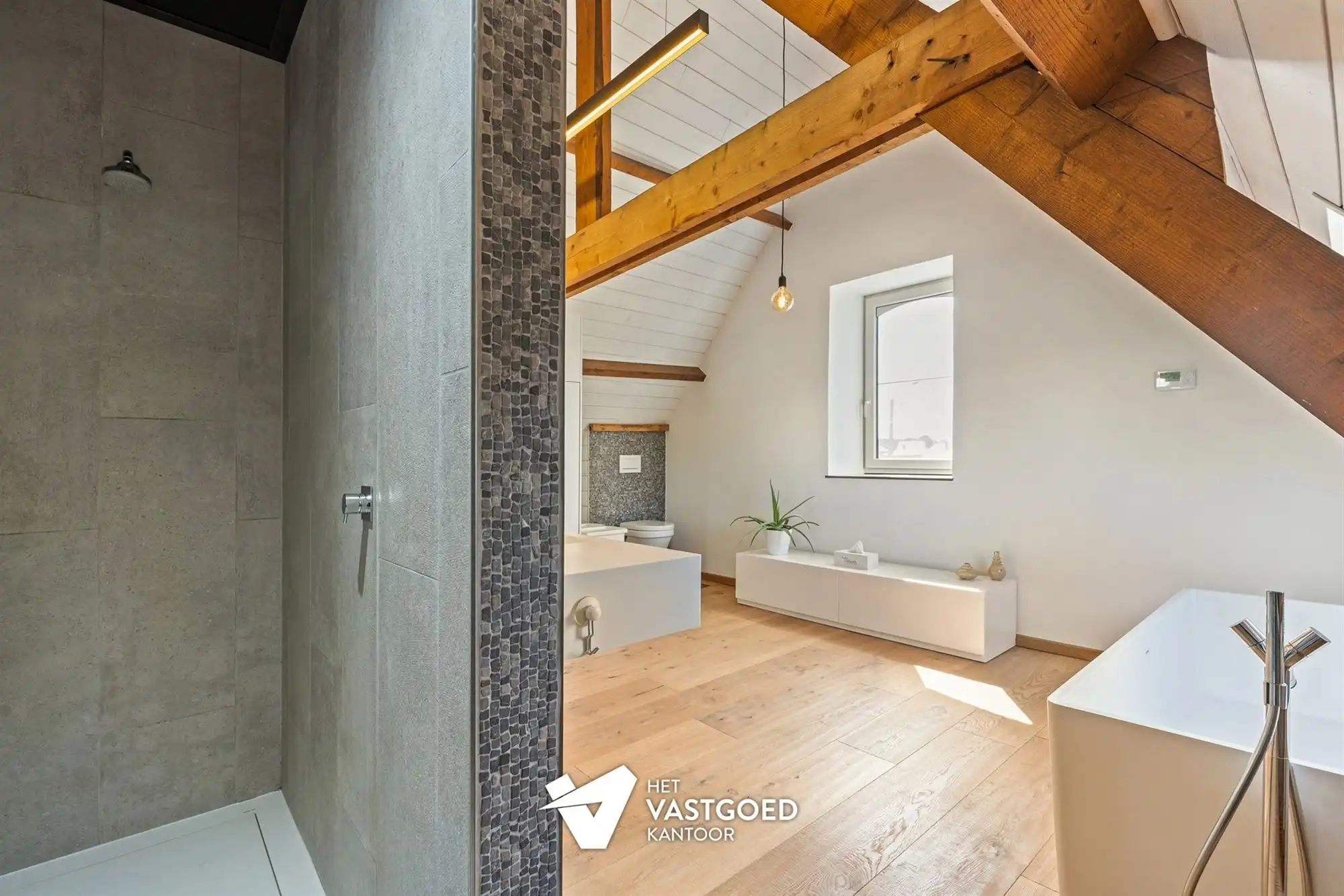 SUPER KNAP GERENOVEERDE HOEVE OP PERCEEL VAN 2344M² TE MEERHOUT foto 19