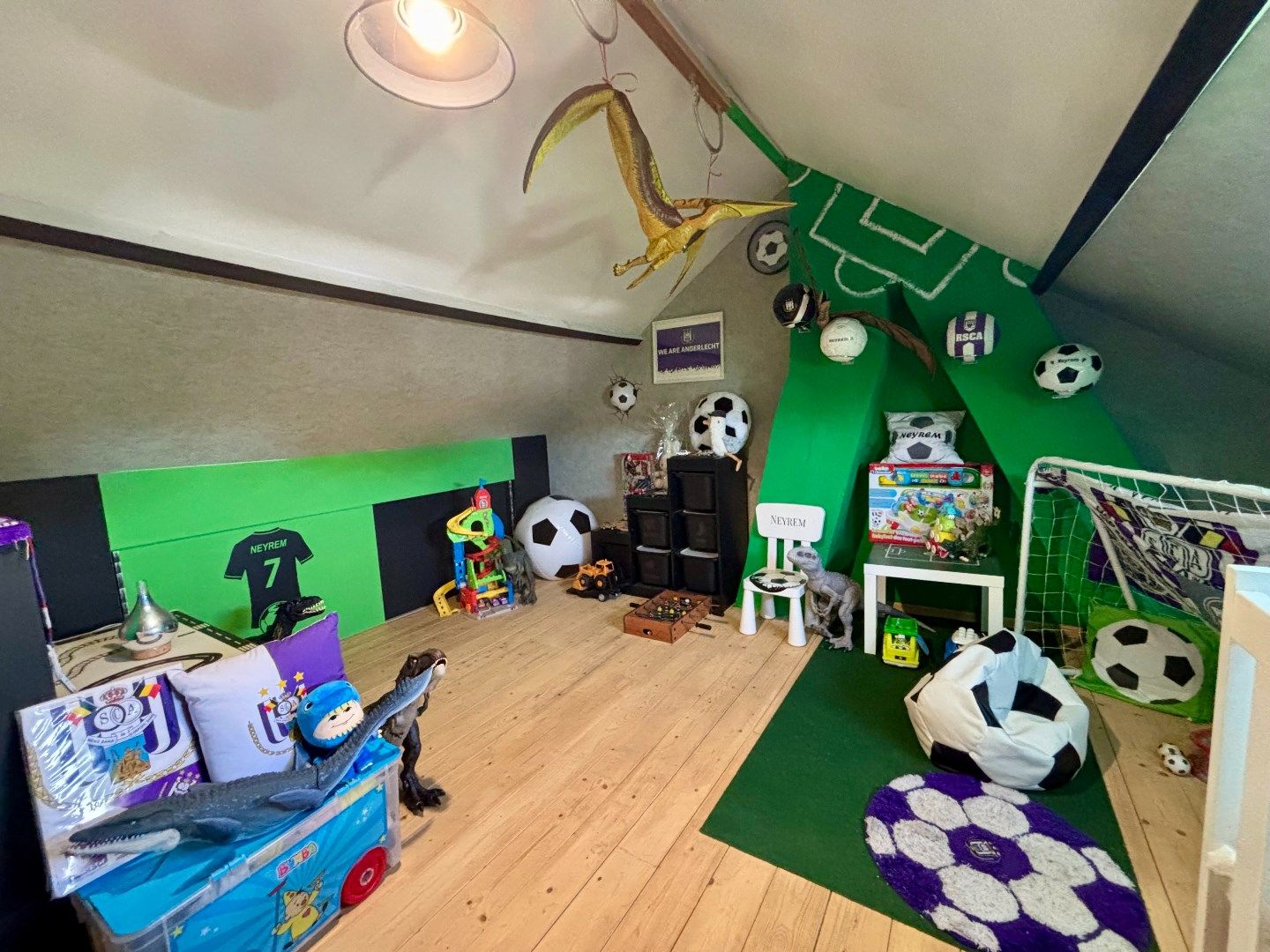 RUIME ENERGIEZUINGE WONING MET 5 SLPKS, GARAGE EN STADSKOER foto 21