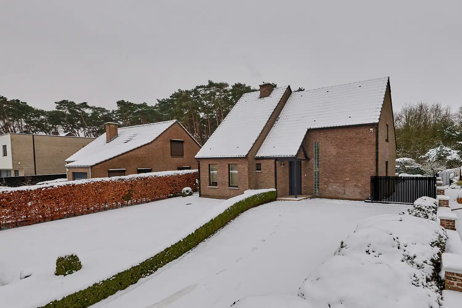 Knap gerenoveerde woning op ruim perceel in een bosrijke omgeving te Beringen. foto 28