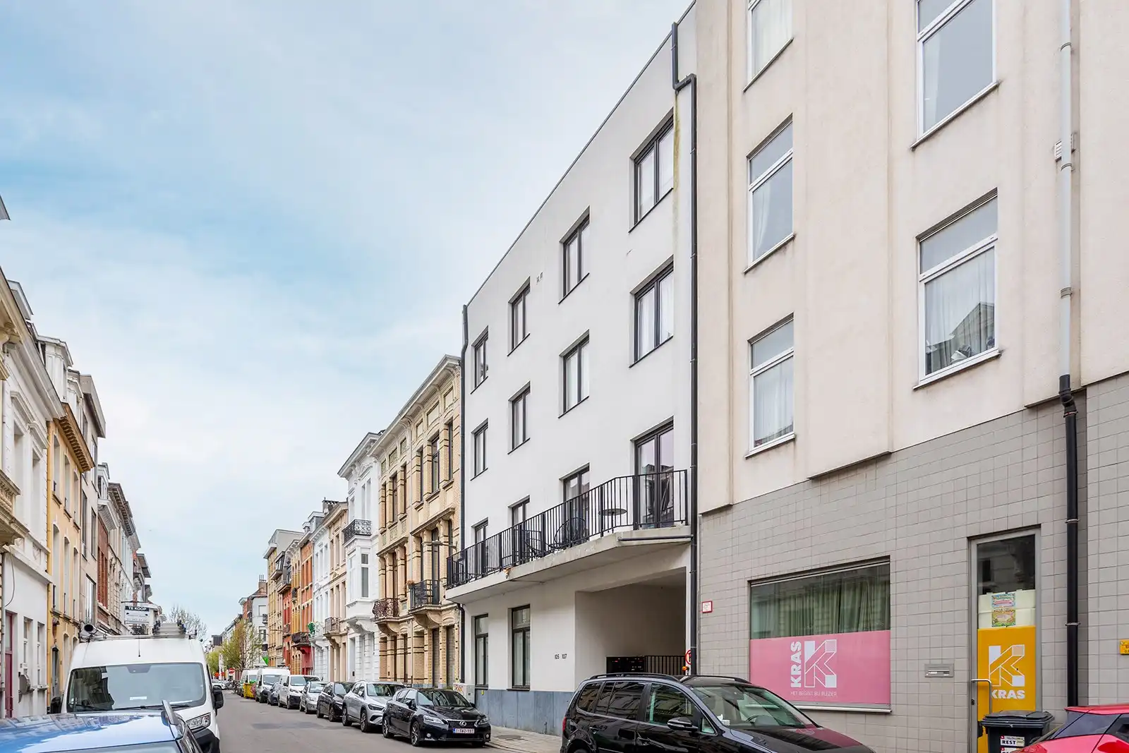 Energiezuinig appartement met industriële look nabij Markgravelei foto 15