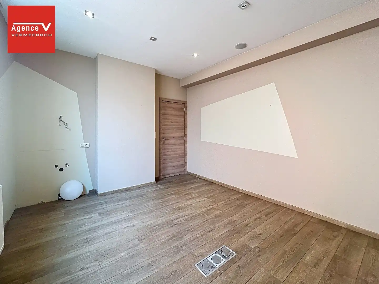 Uitstekend gelegen handelspand met authentieke gevel – Groentemarkt.  foto 19