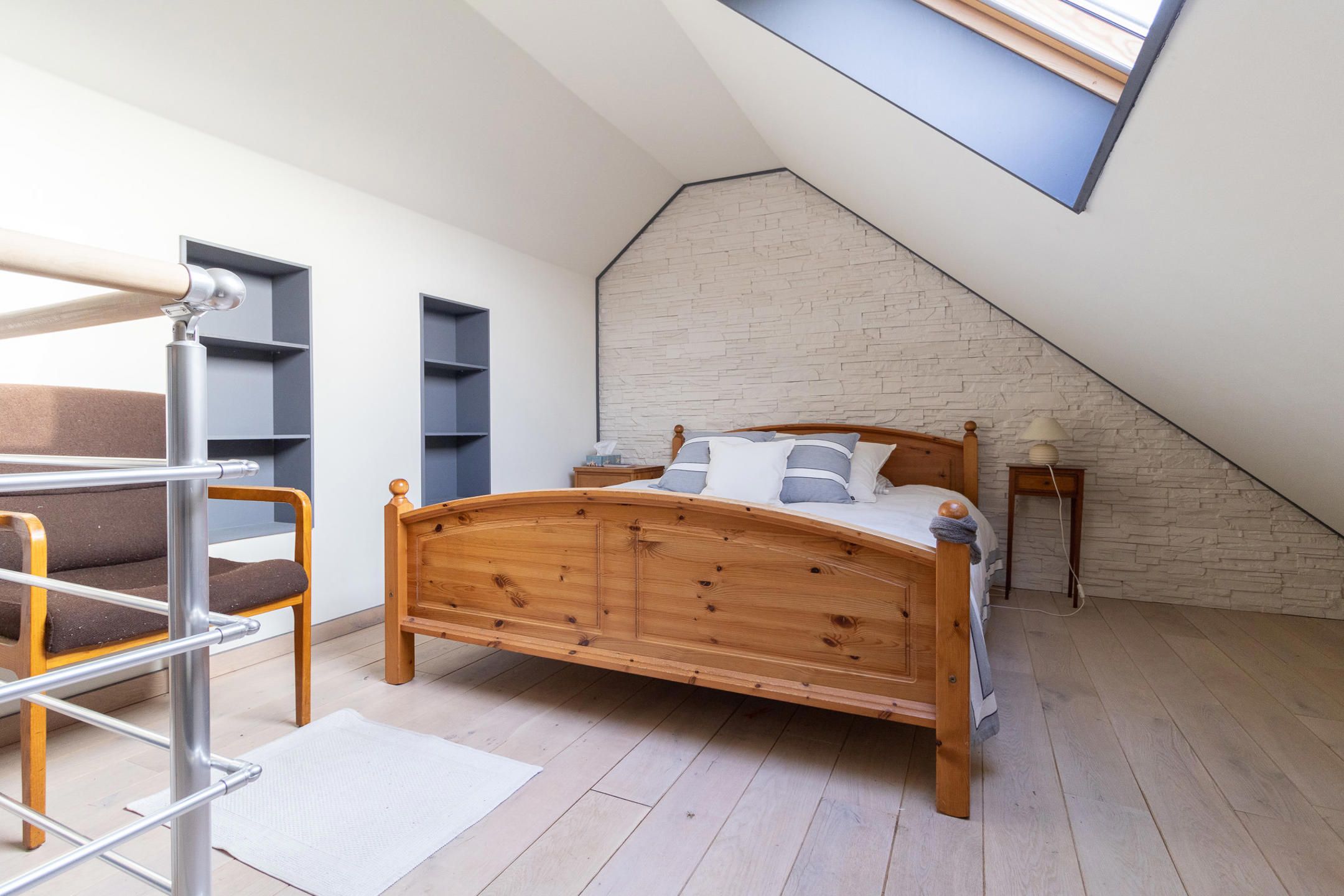 Ruim duplex appartement met 3 slaapkamers foto 18