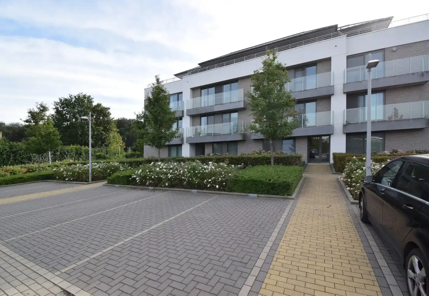 EXCLUSIEF PENTHOUSE AAN HET STERREBOS – WAAR LUXE, RUST EN PANORAMISCHE VERGEZICHTEN SAMENKOMEN foto 25
