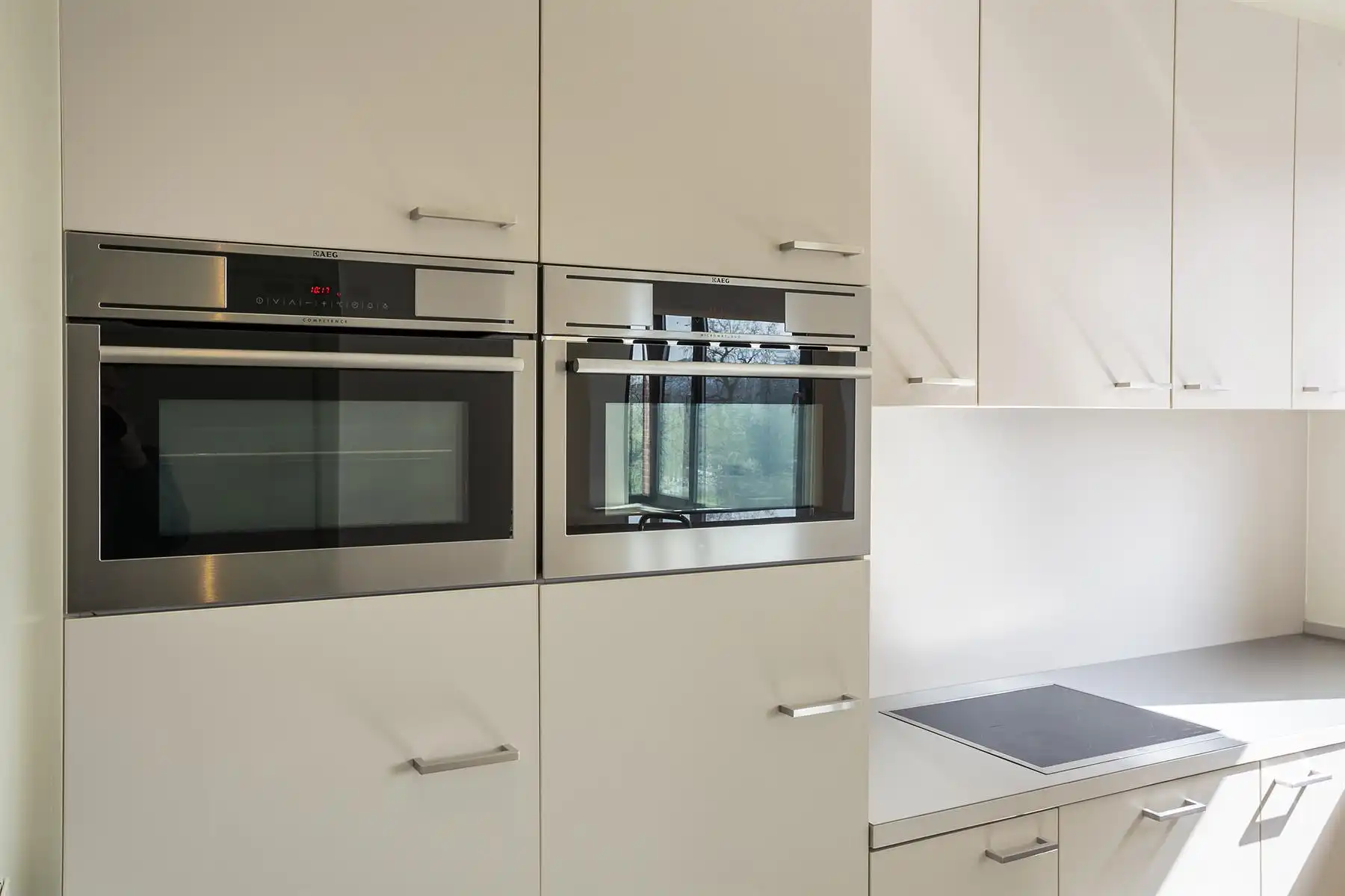 Luxueus afgewerkt appartement op zeer centrale ligging. foto 16