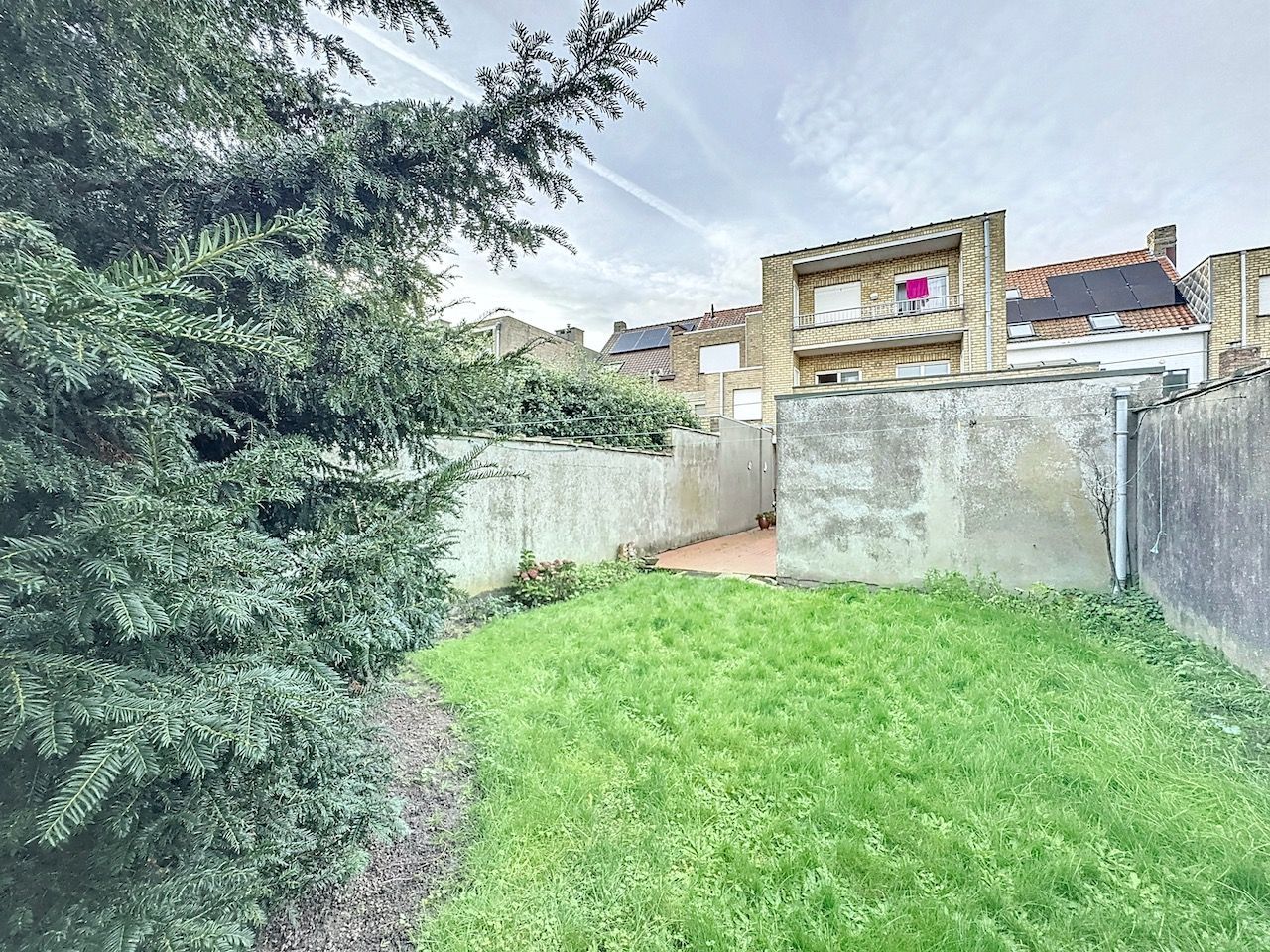 Bijzonder ruim gelijkvloers appartement met mooie tuin in het centrum van Heist foto 19