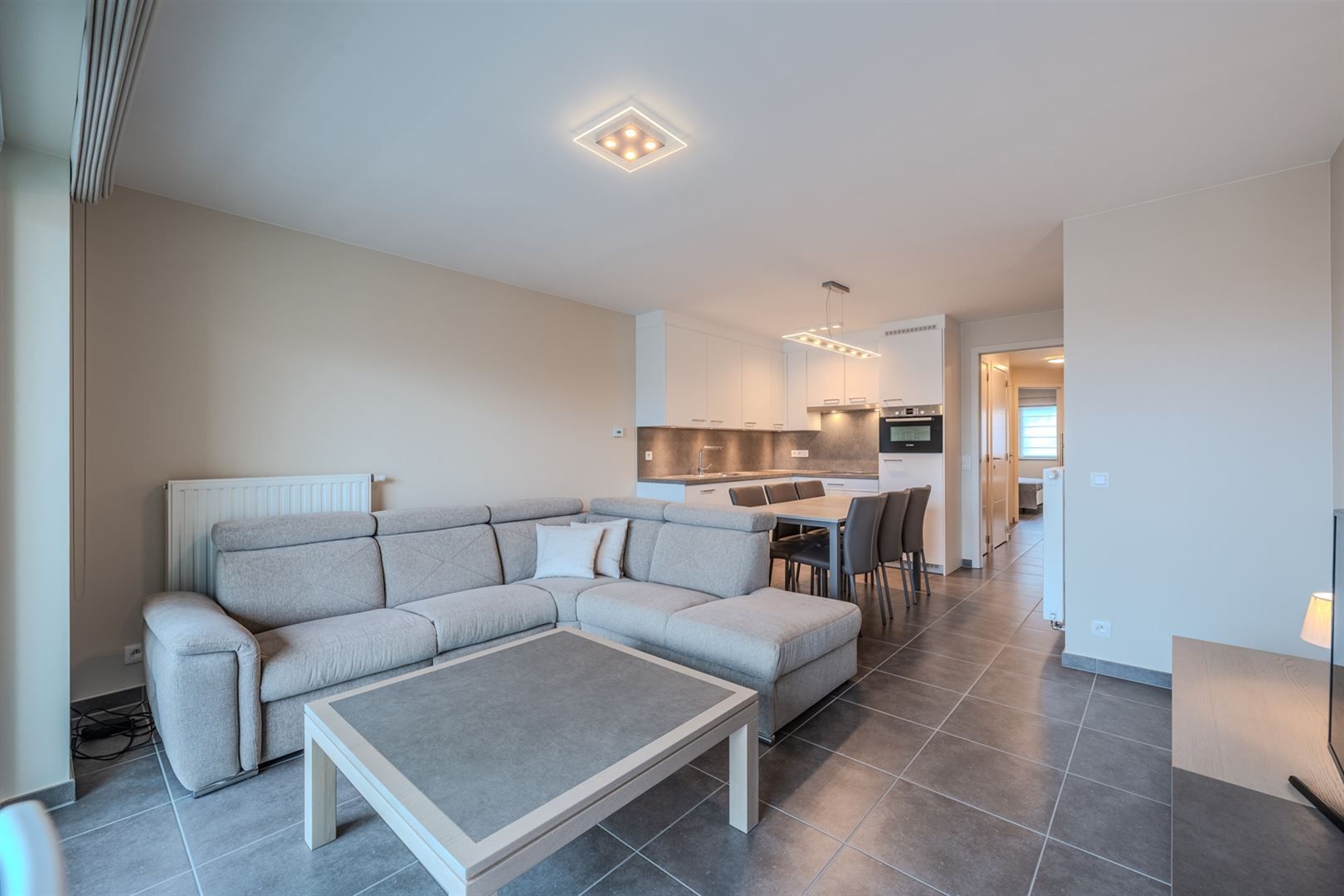 appartement foto {{pictureIndex}}