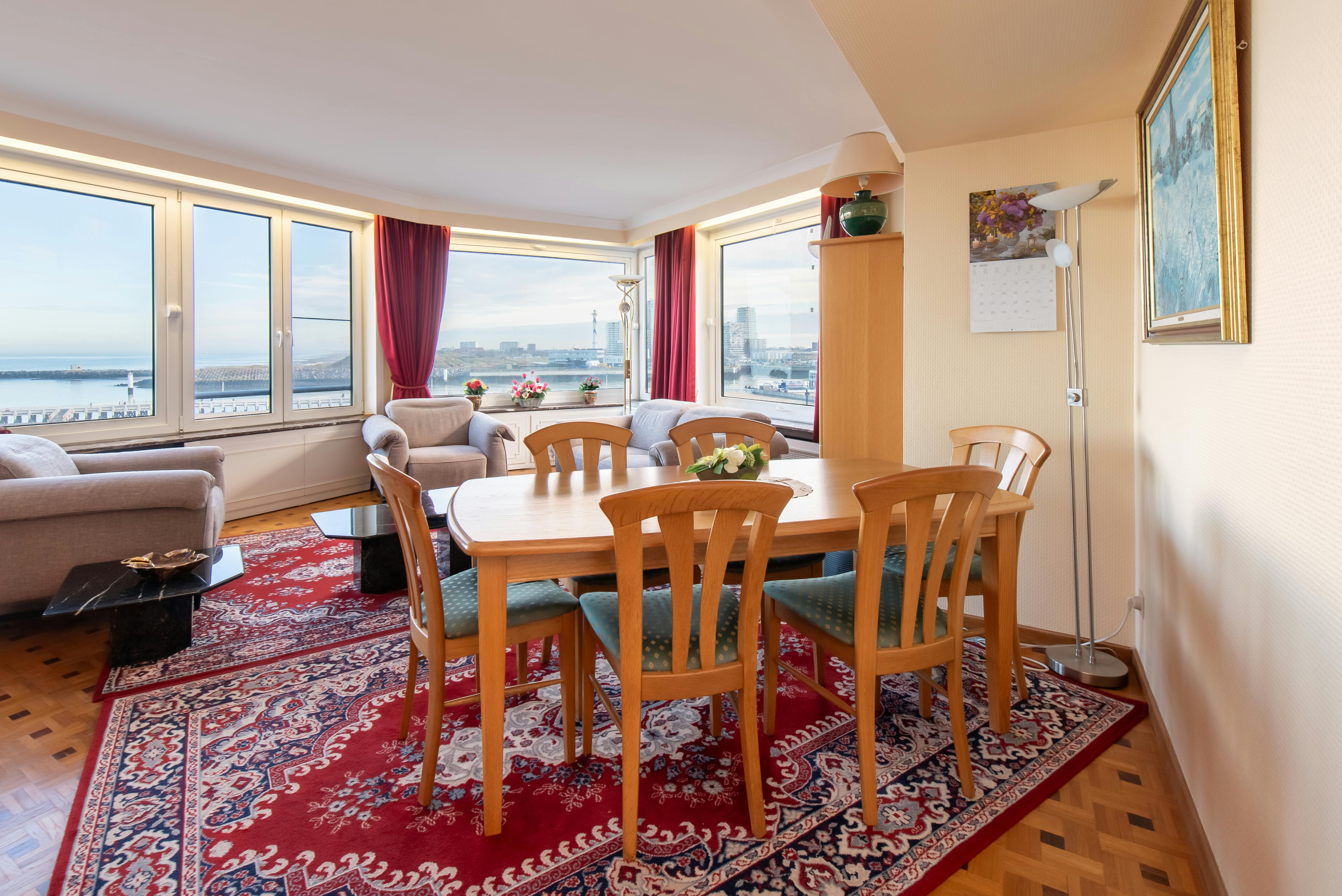 Ruim appartement met magnifiek zicht op zee en de vaargeul foto 5