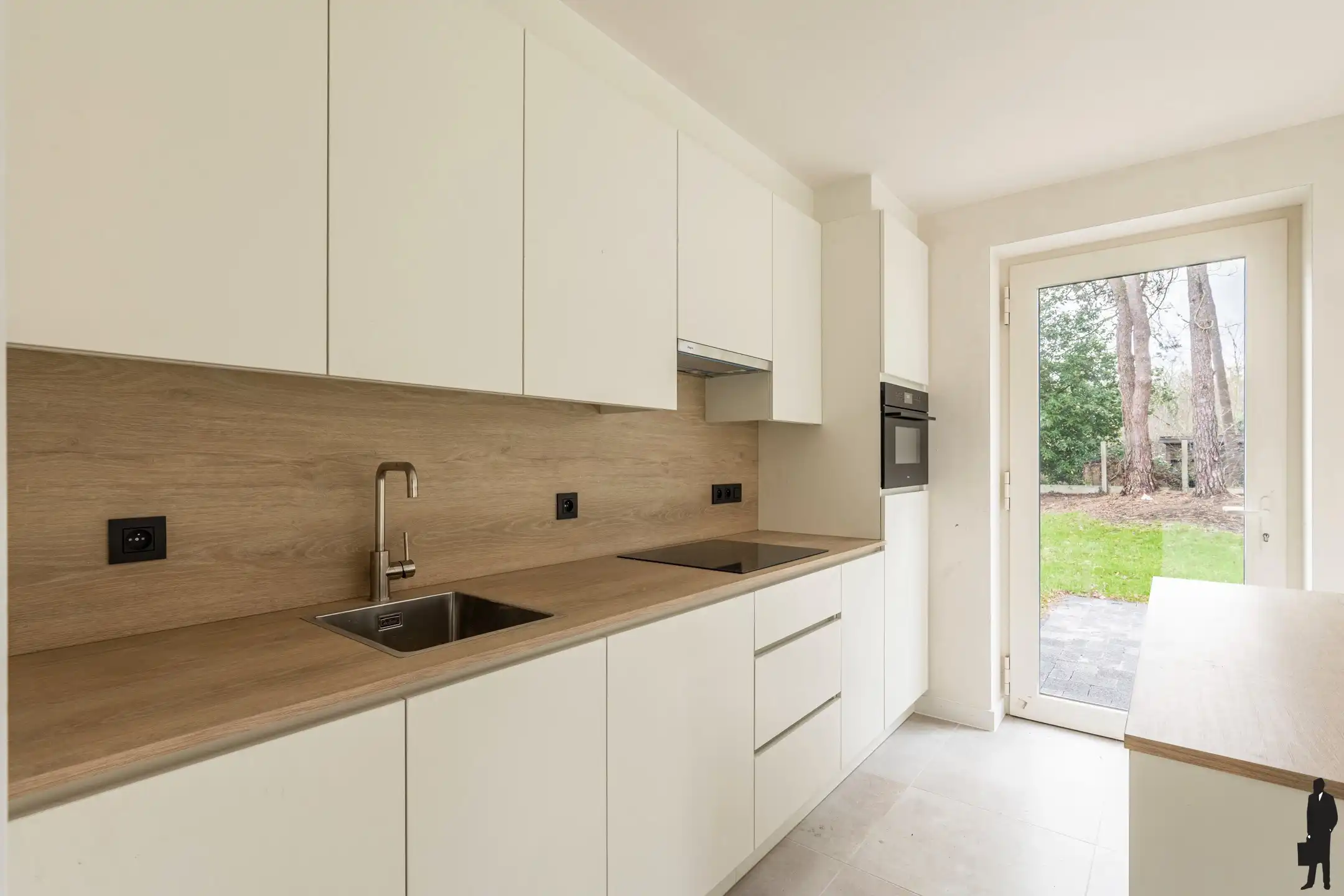 Nieuwbouwwoning met 3 slpk. en riante zolder nabij groen foto 4