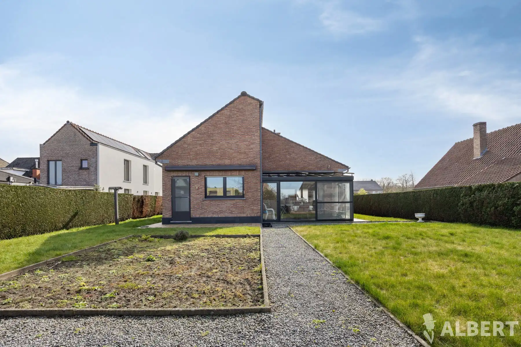 Bungalow te koop foto 14