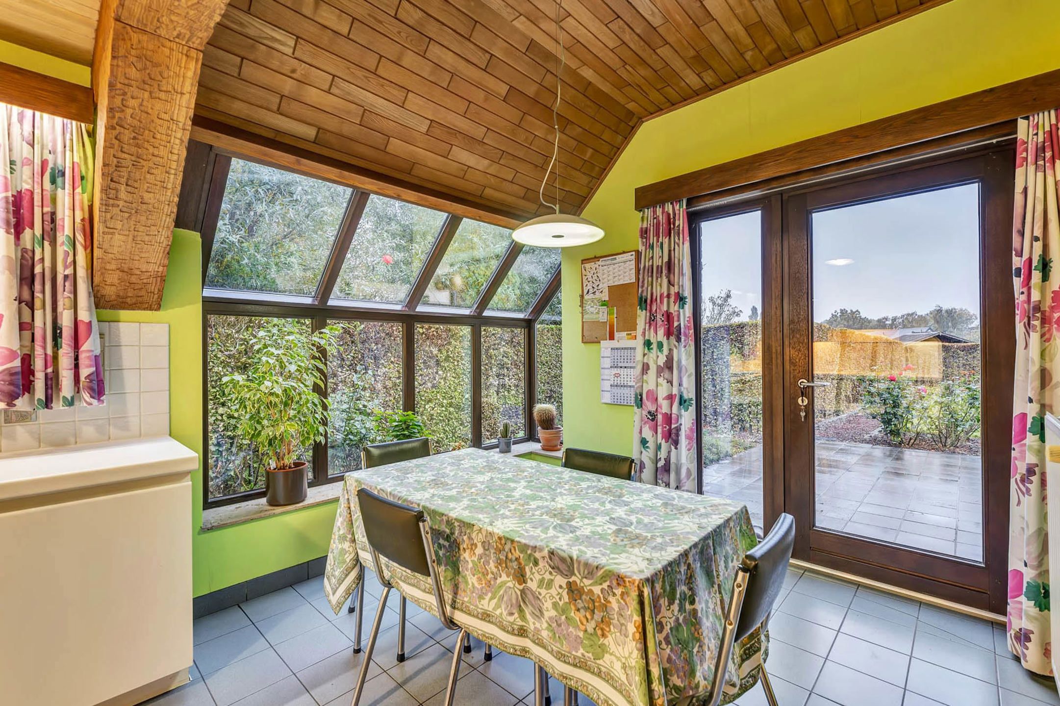 OB te Ternat met 4 slpk en praktijkruimte foto 16