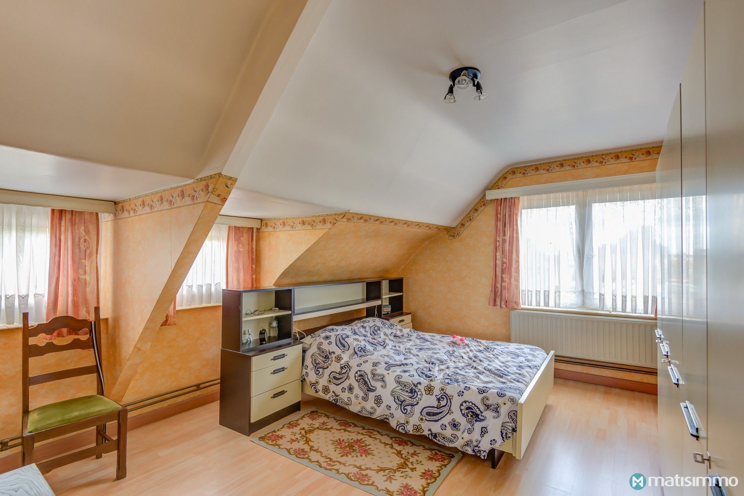 VRIJSTAANDE EENGEZINSWONING MET 3 SLAAPKAMERS, GARAGE EN UITGESTREKTE TUIN IN WELLEN foto 22