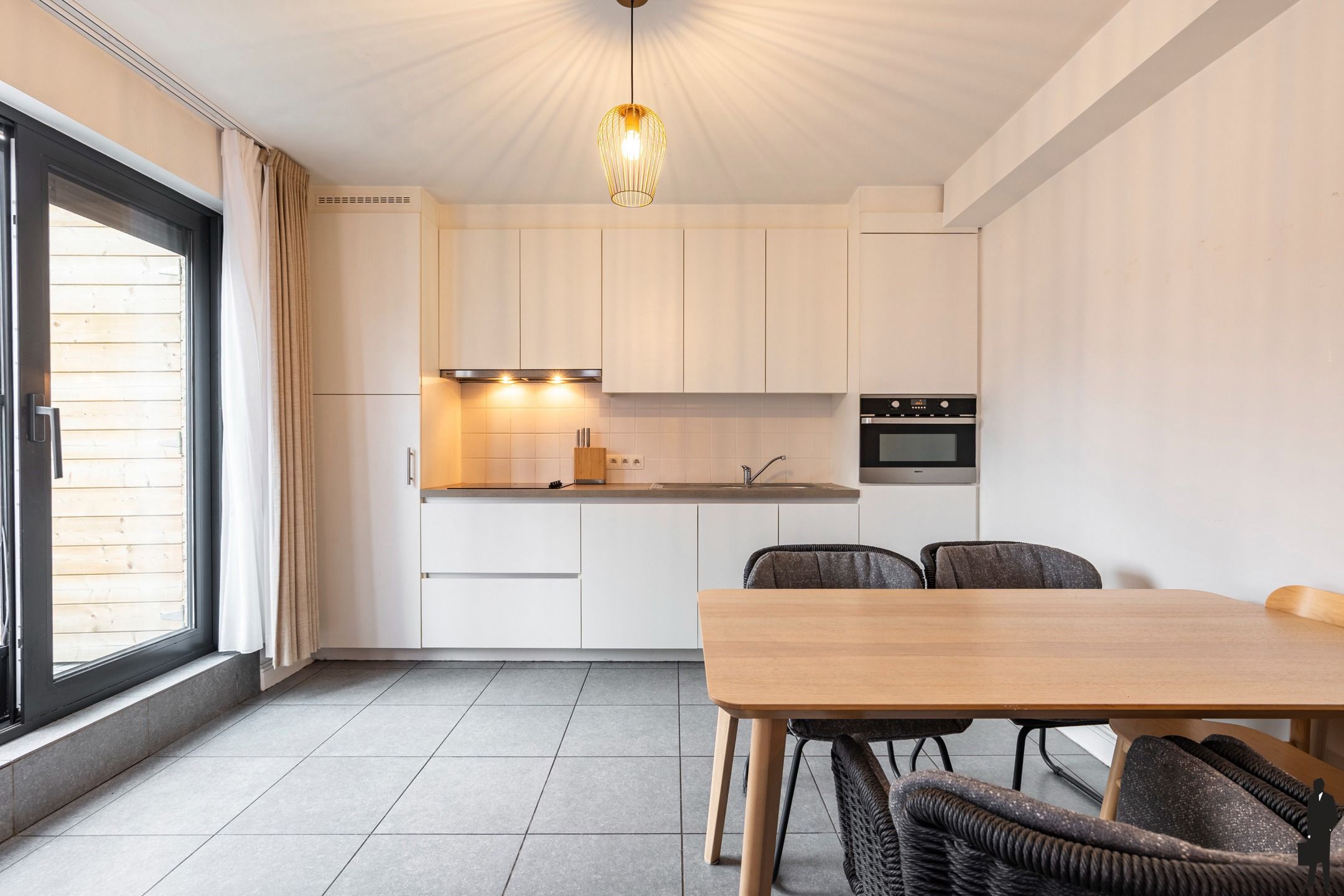 Centraal gelegen duplex (investerings)appartement met terras foto 5