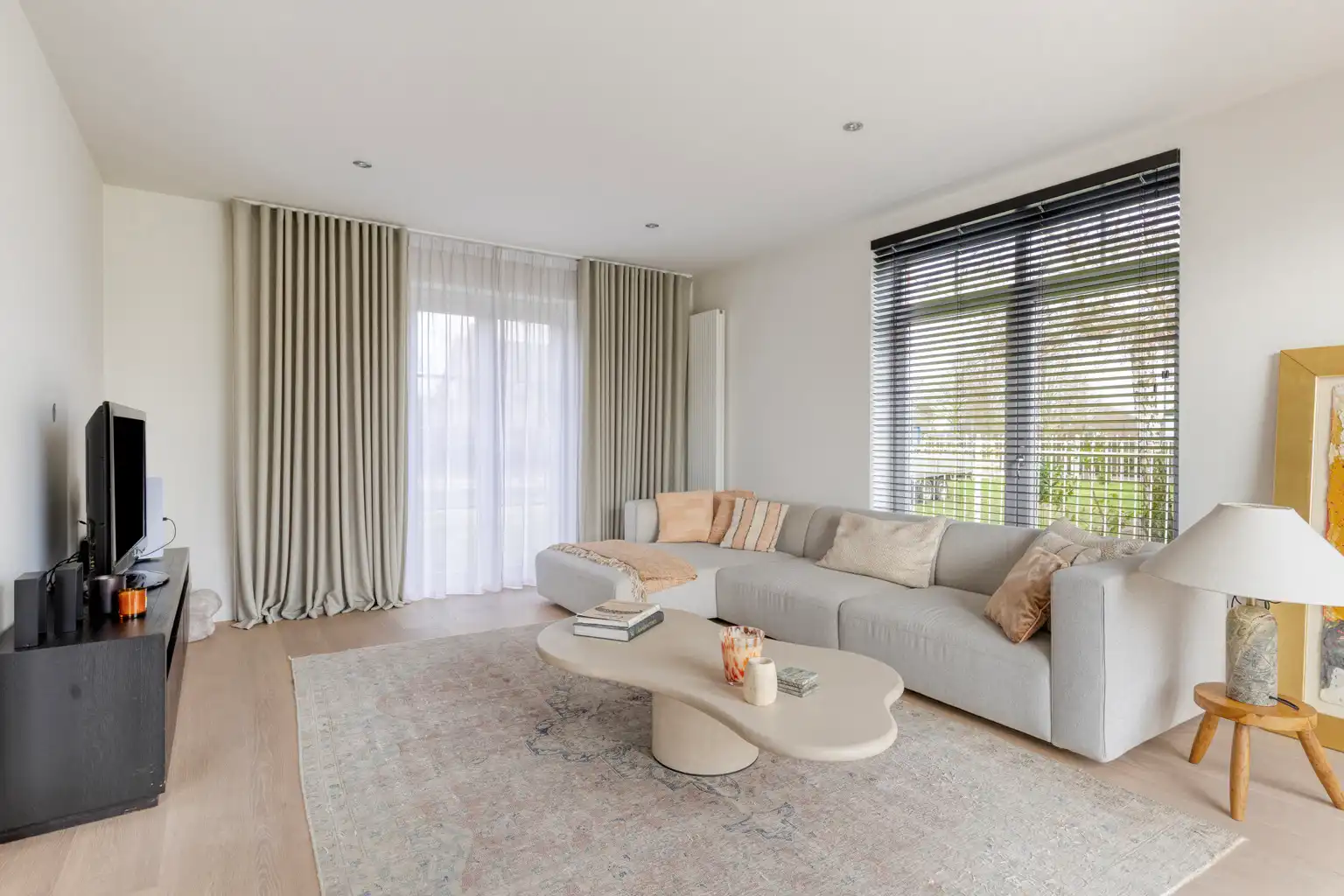 Instapklare villa op ruim perceel foto 6