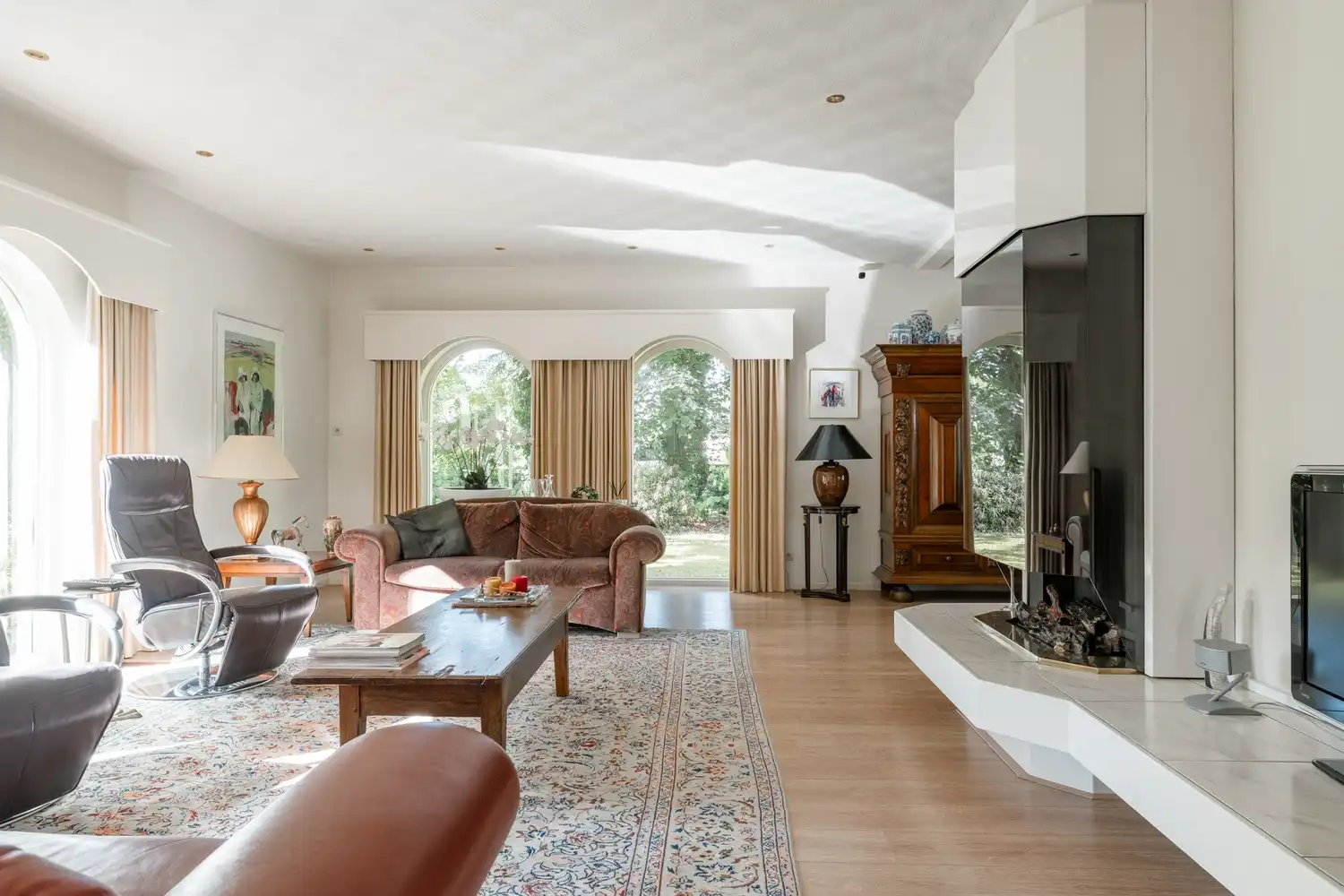 Prachtige gelijkvloerse villa in de populaire villawijk Kollenberg te Achel! foto 6