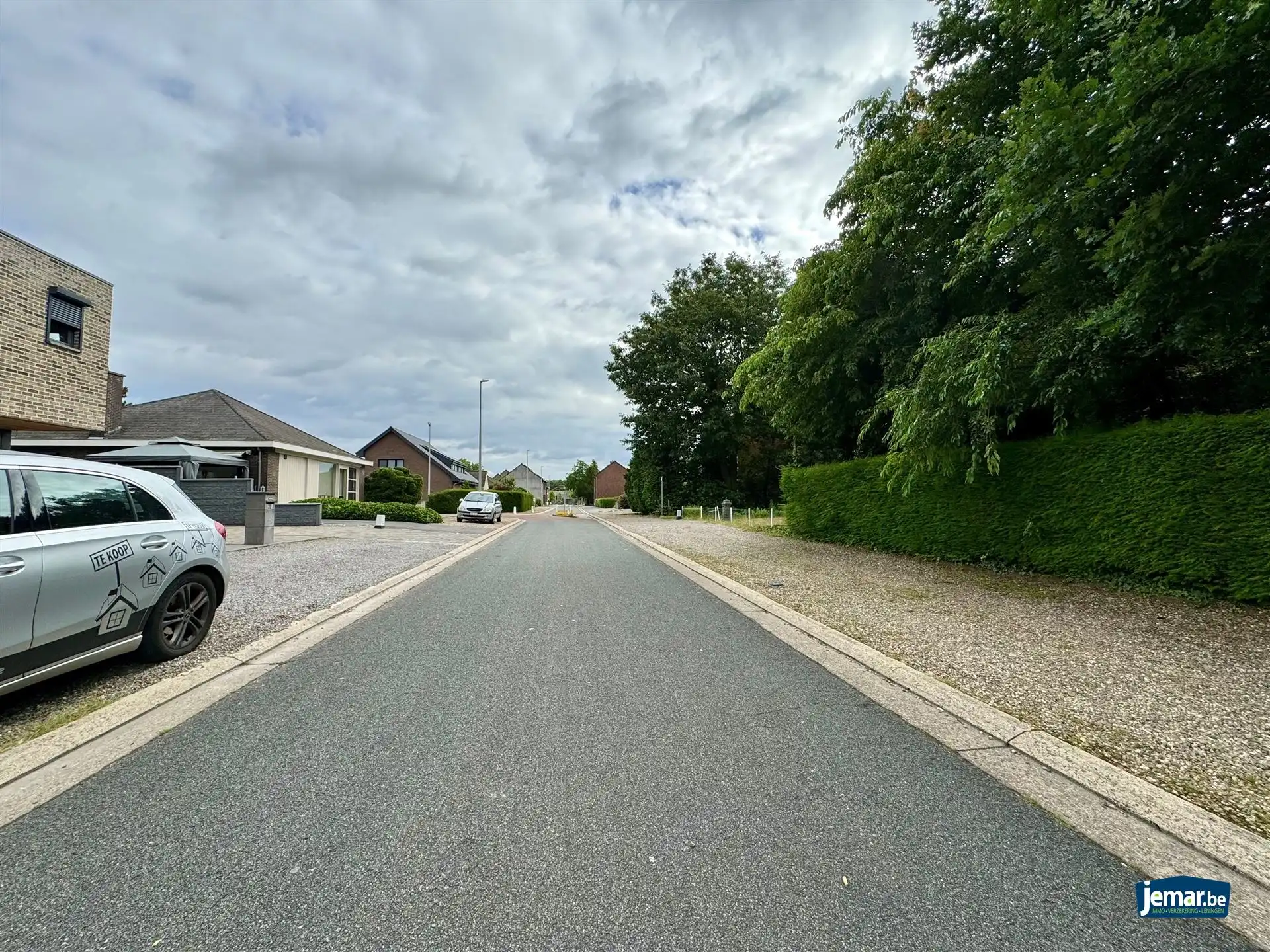 Royale bouwgrond voor halfopen bebouwing van maar liefst 17a28ca! foto 5