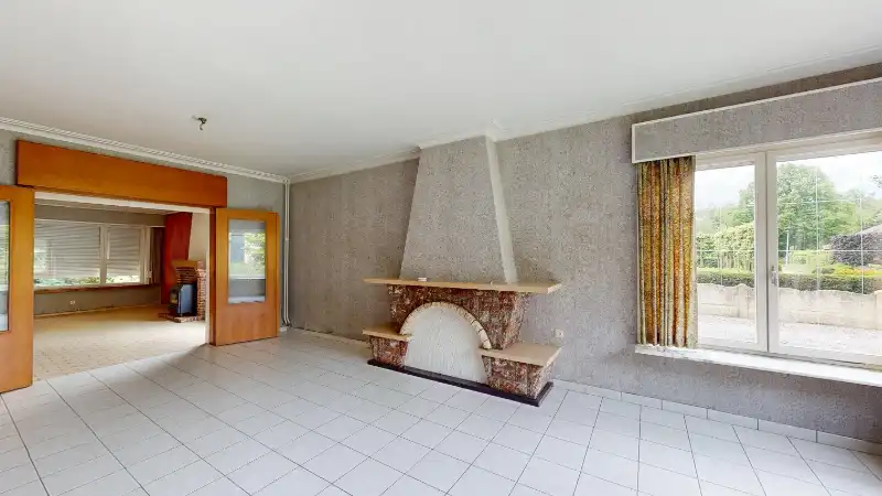 Woning van 155m² in open bebouwing op 10 are 30ca foto 6