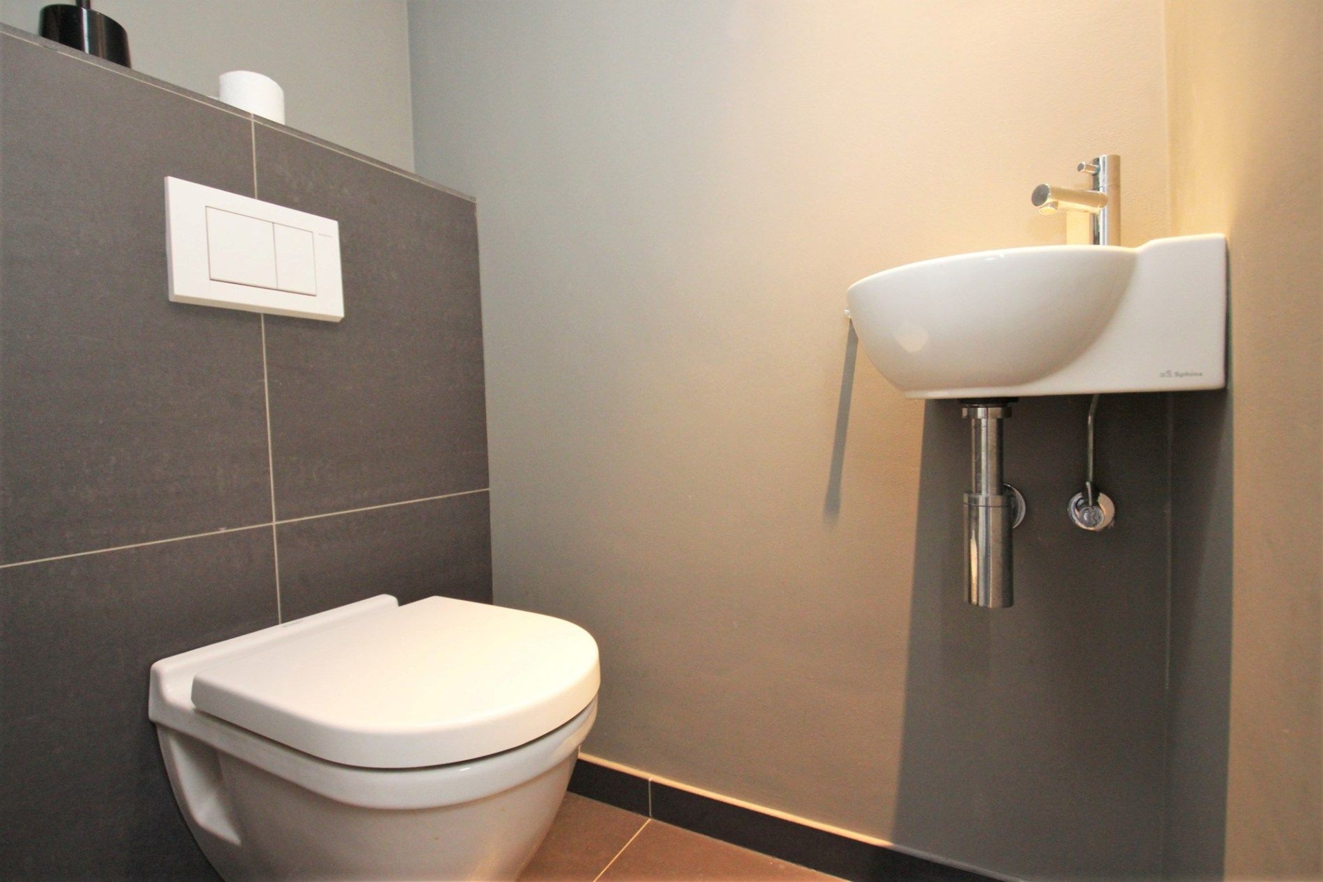 MODERN TWEESLAAPKAMERAPPARTEMENT MET TERRAS foto 12