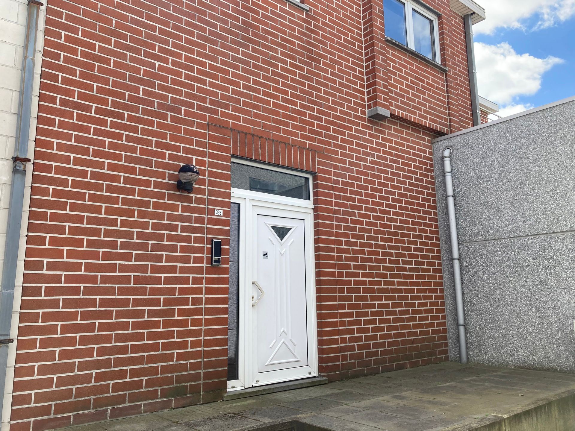 MASSEMEN - Appartement op centrale ligging foto {{pictureIndex}}