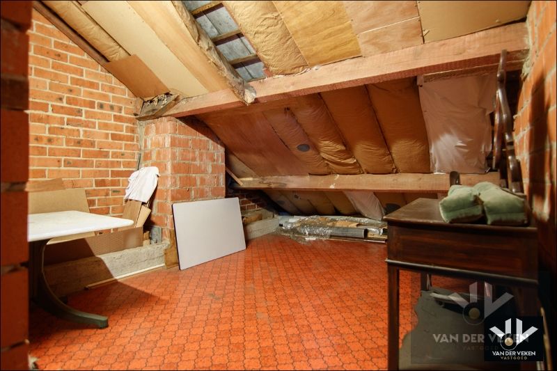 Ruim en zeer goed onderhouden triplex met veel mogelijkheden op goed bereikbare locatie in het gezellige Diepenbeek foto 32